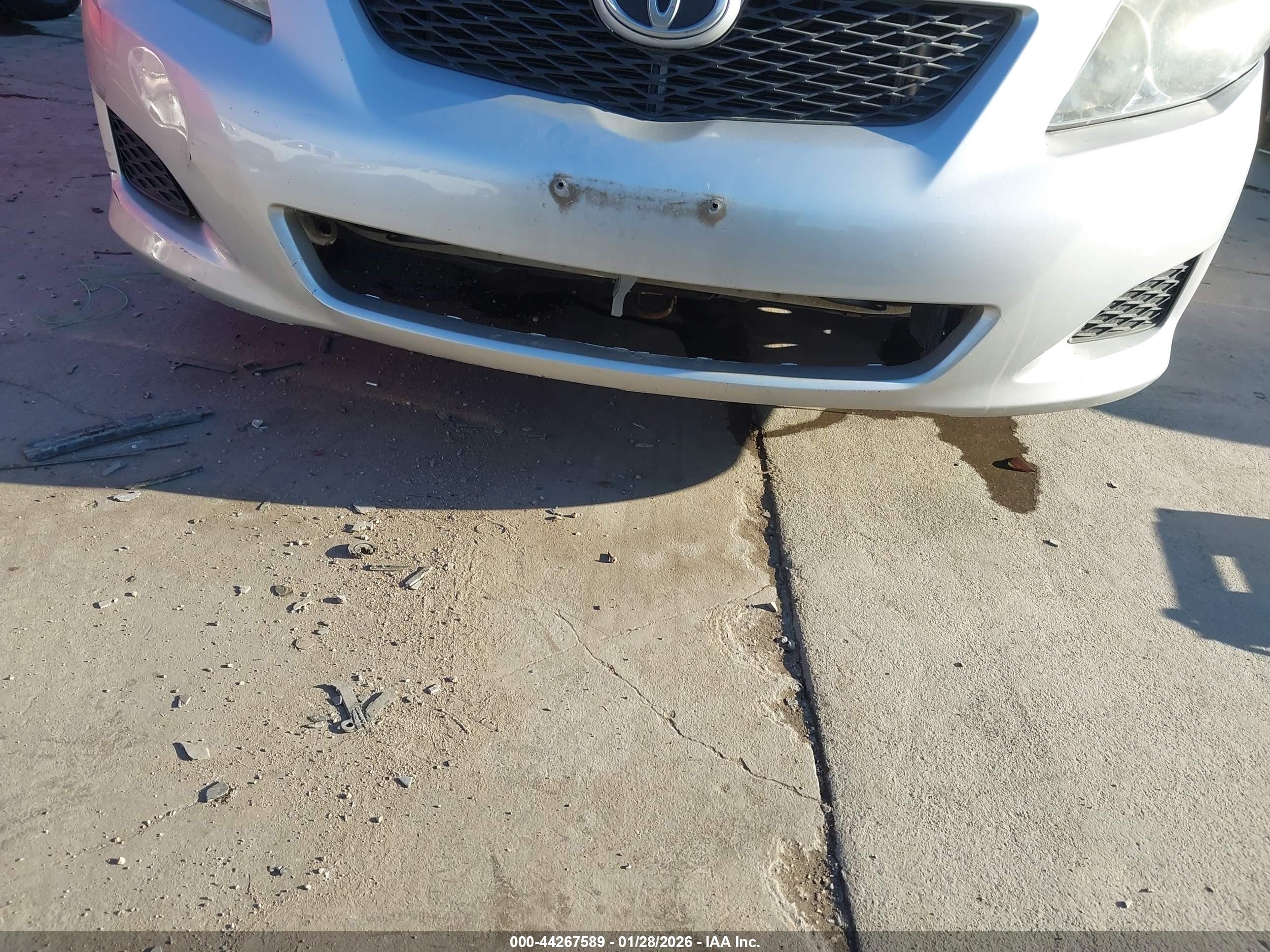 TOYOTA COROLLA image 6