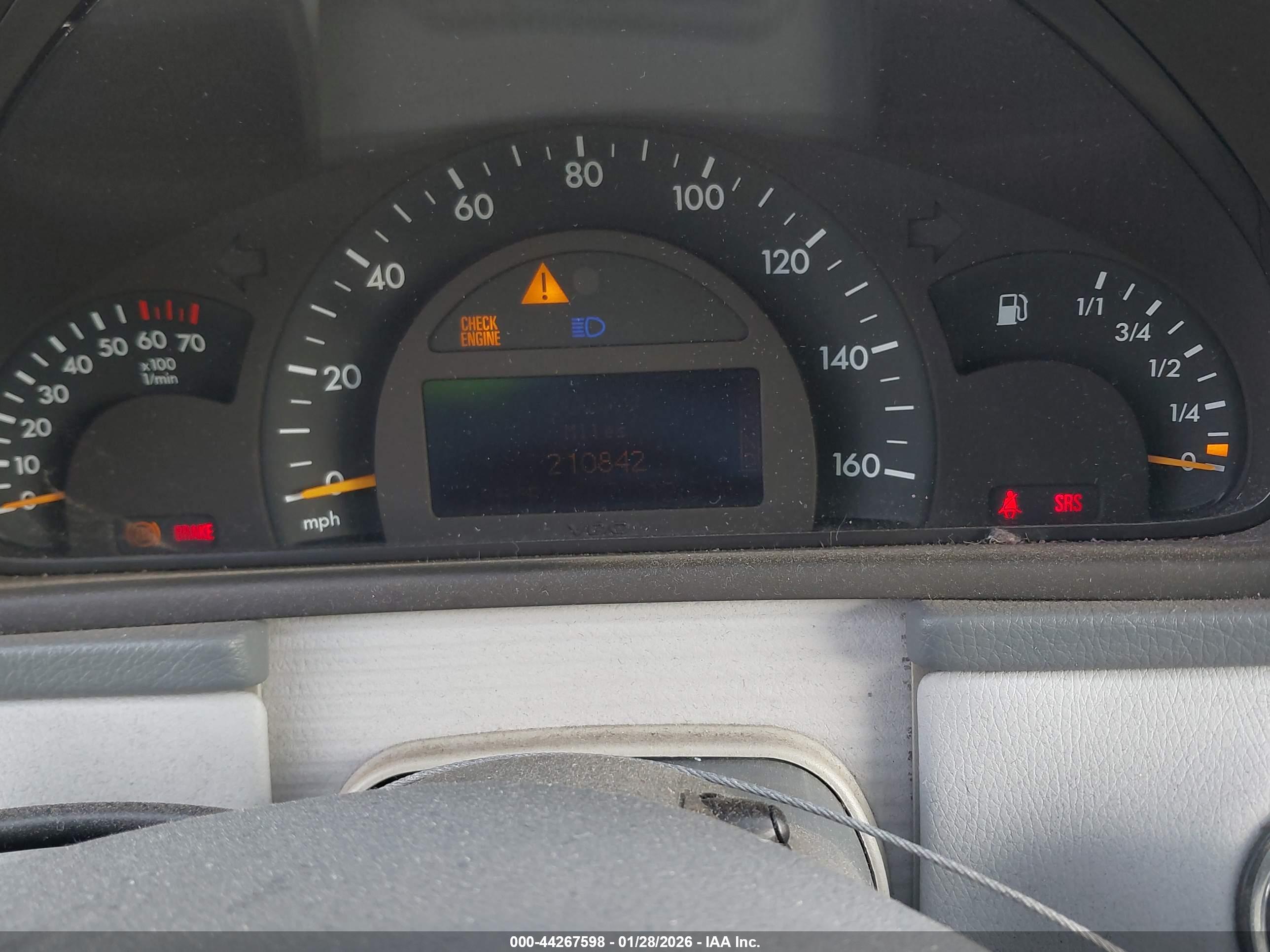 MERCEDES-BENZ C image 7