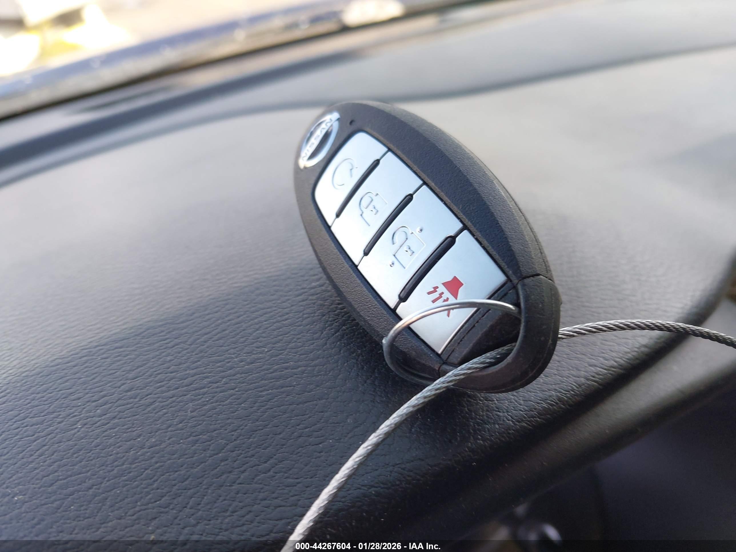 NISSAN KICKS image 11