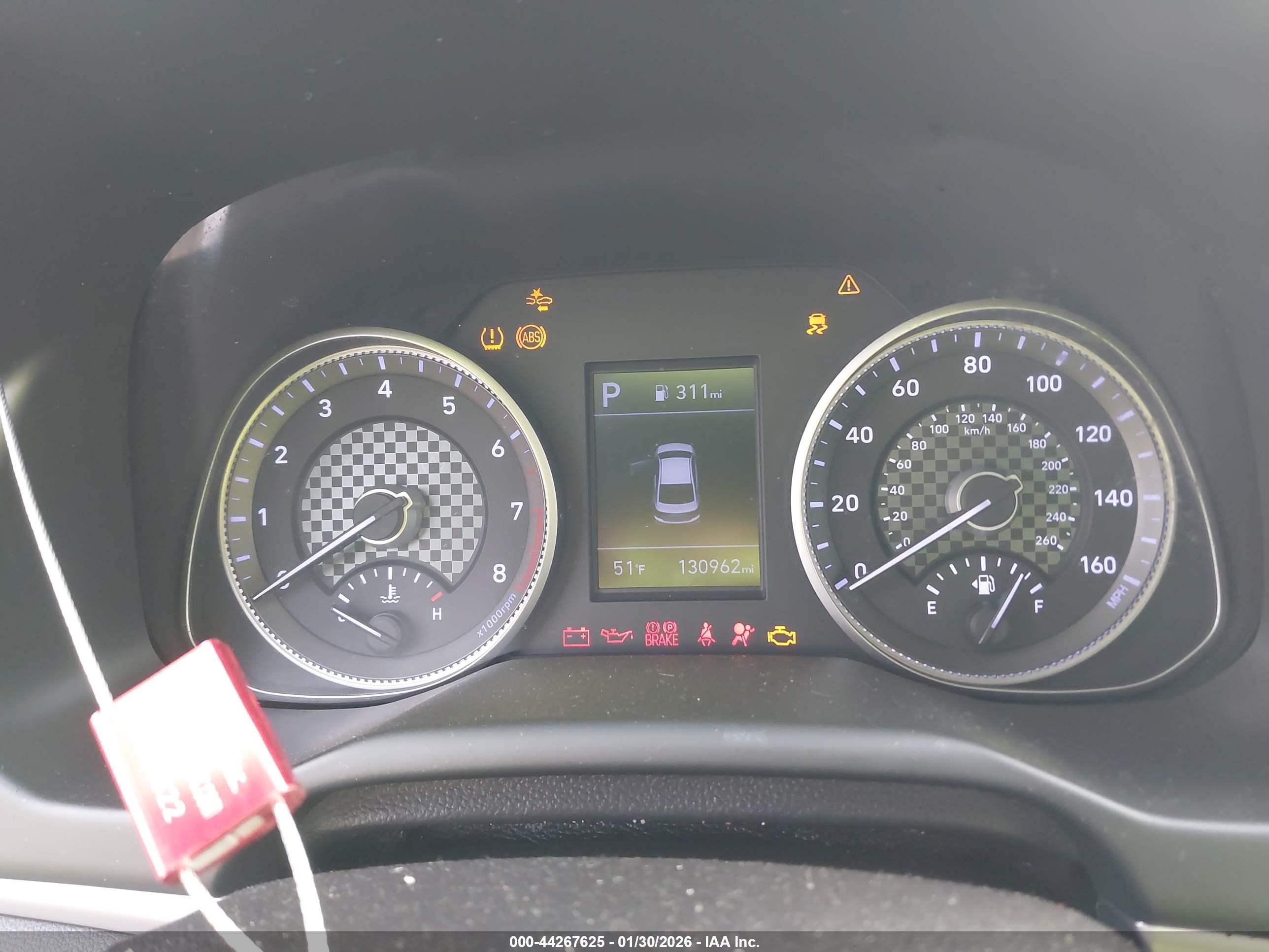 HYUNDAI ELANTRA image 7
