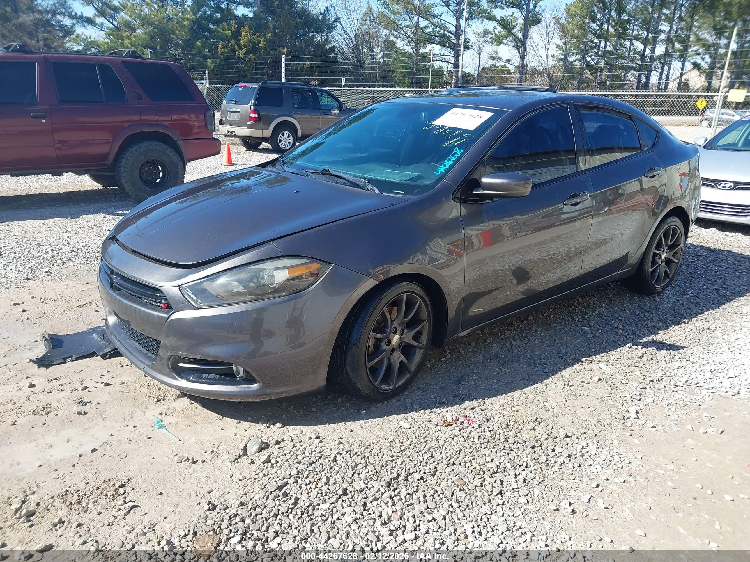 DODGE DART image 2