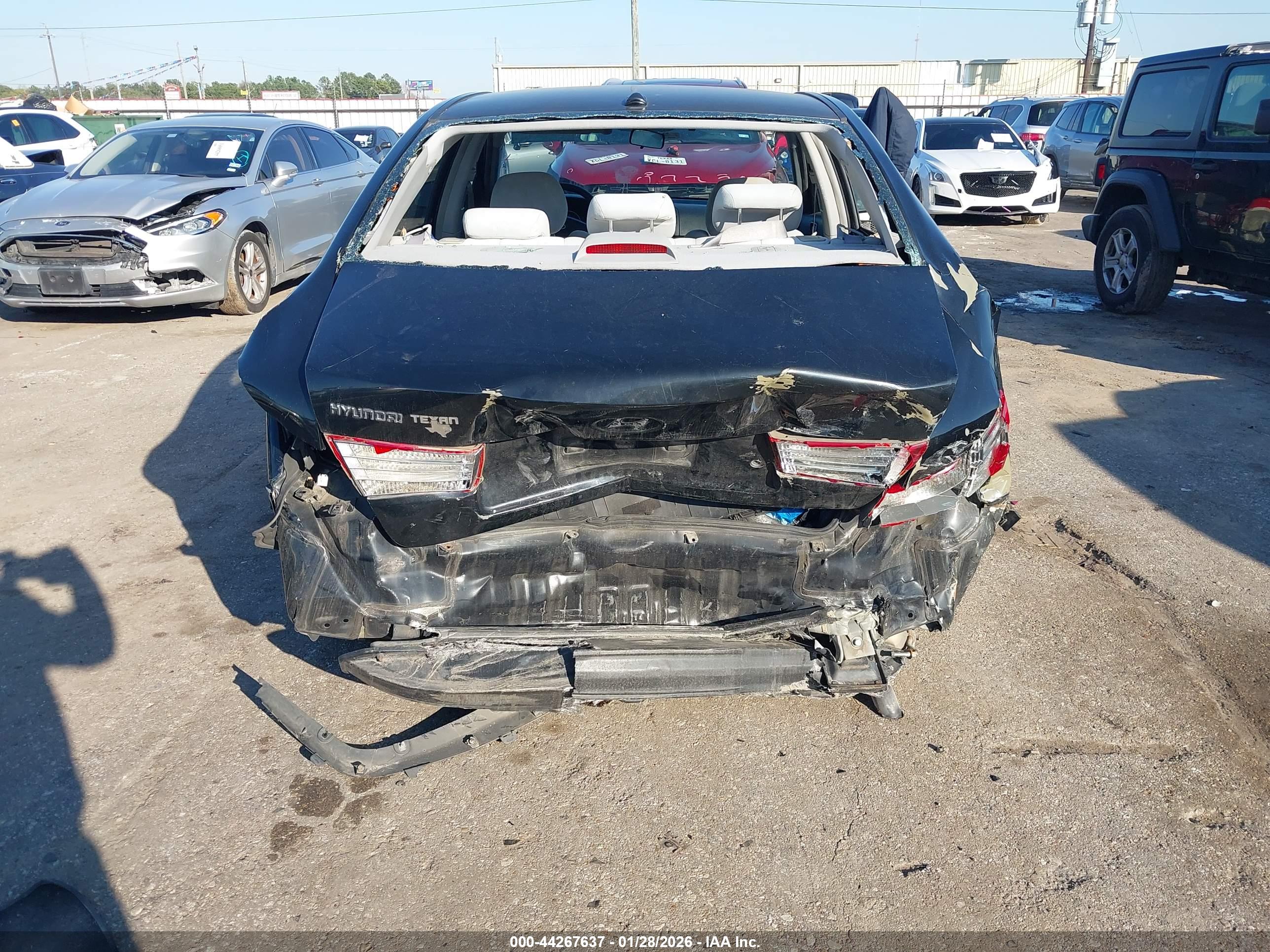 HYUNDAI SONATA image 6