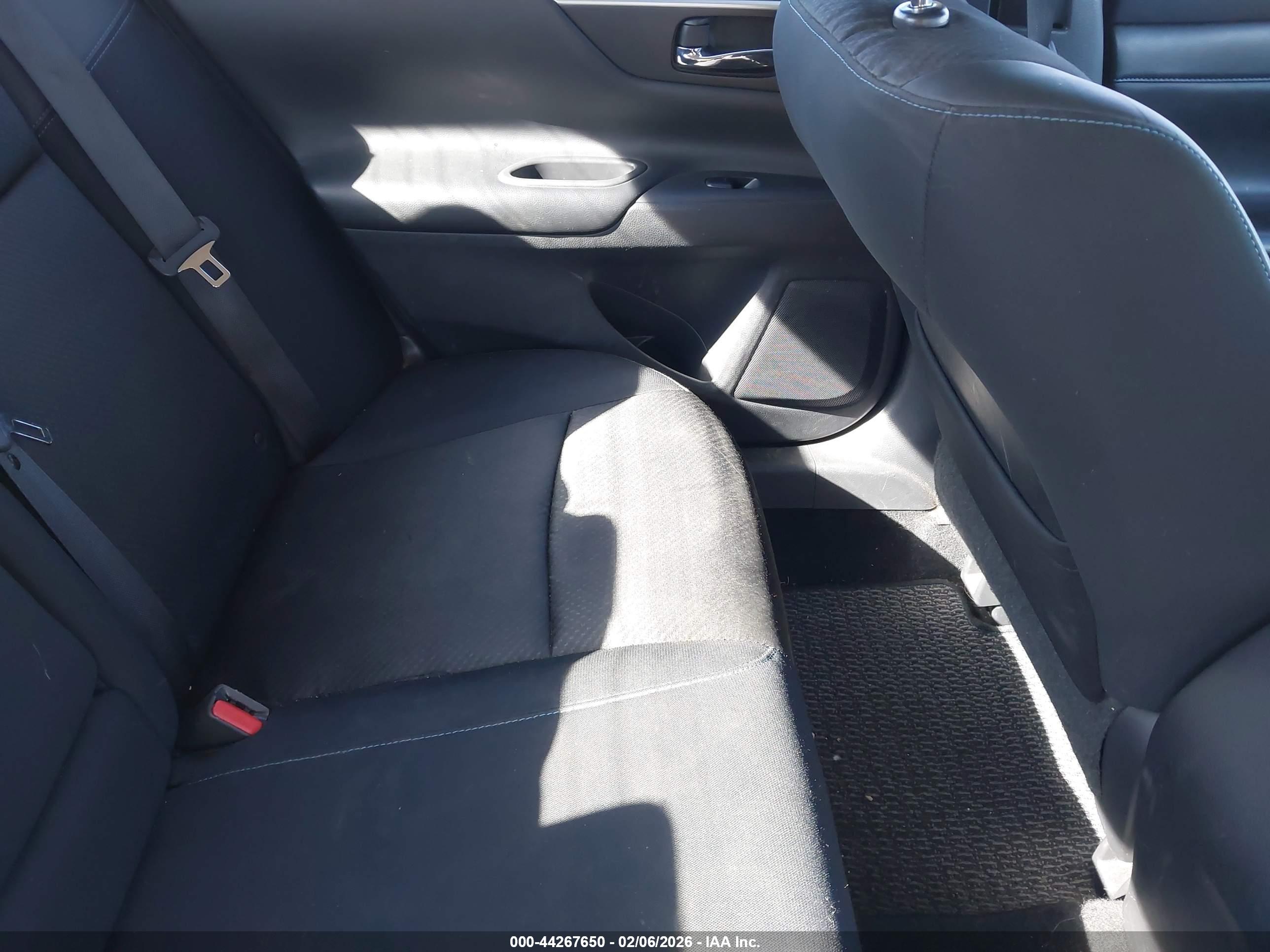 NISSAN ALTIMA image 8