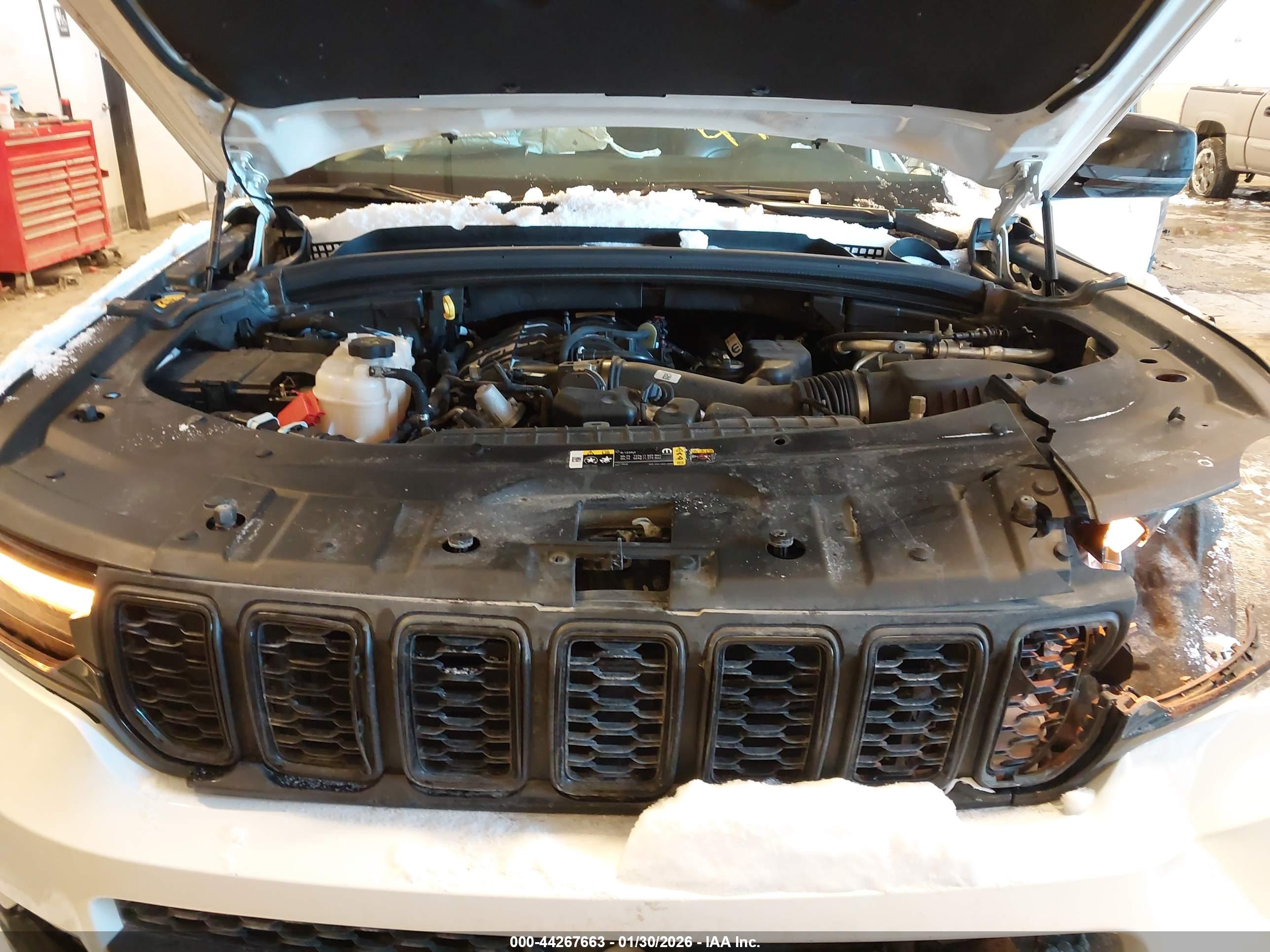 JEEP GRAND image 10