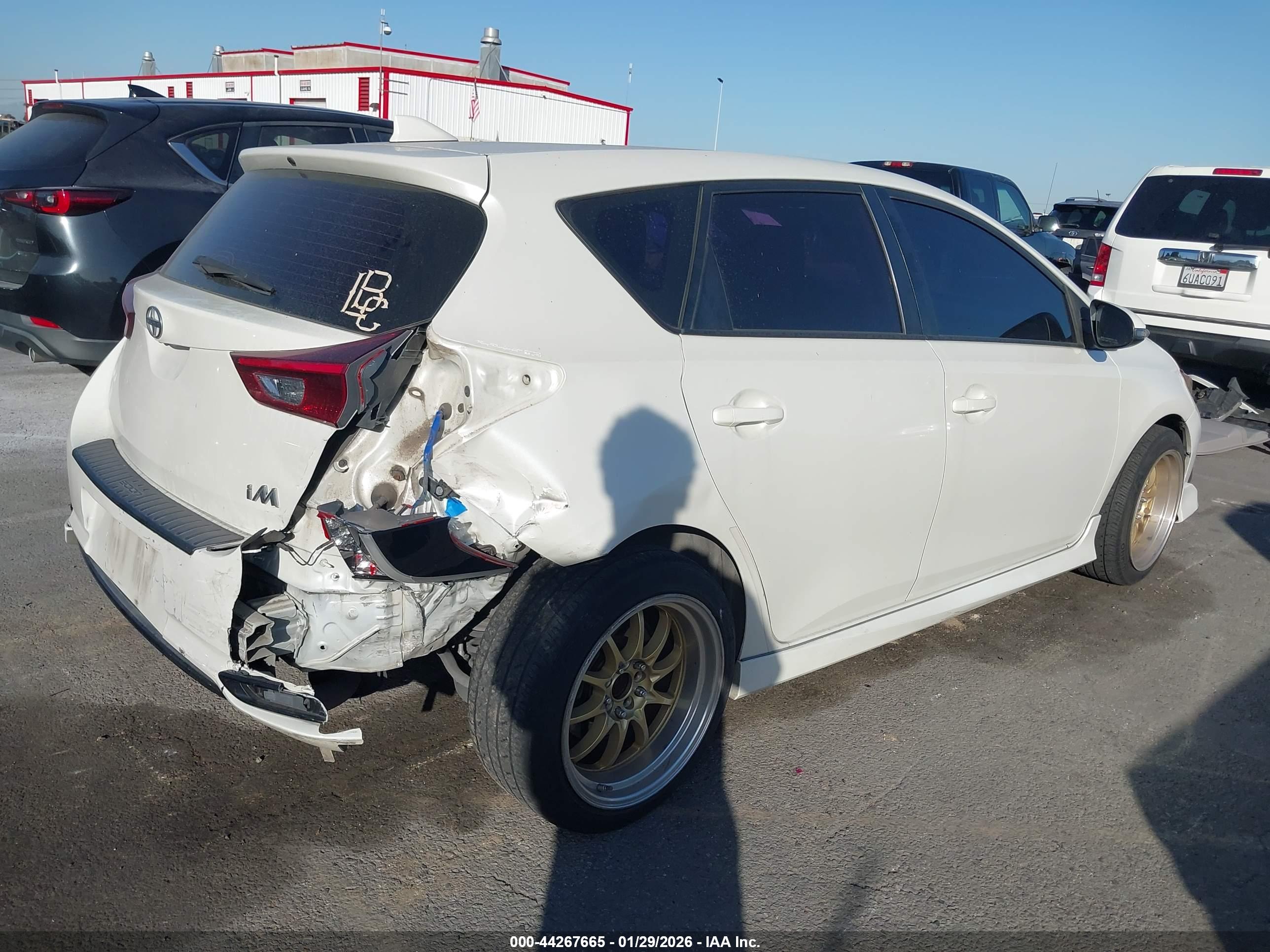 SCION IM image 4