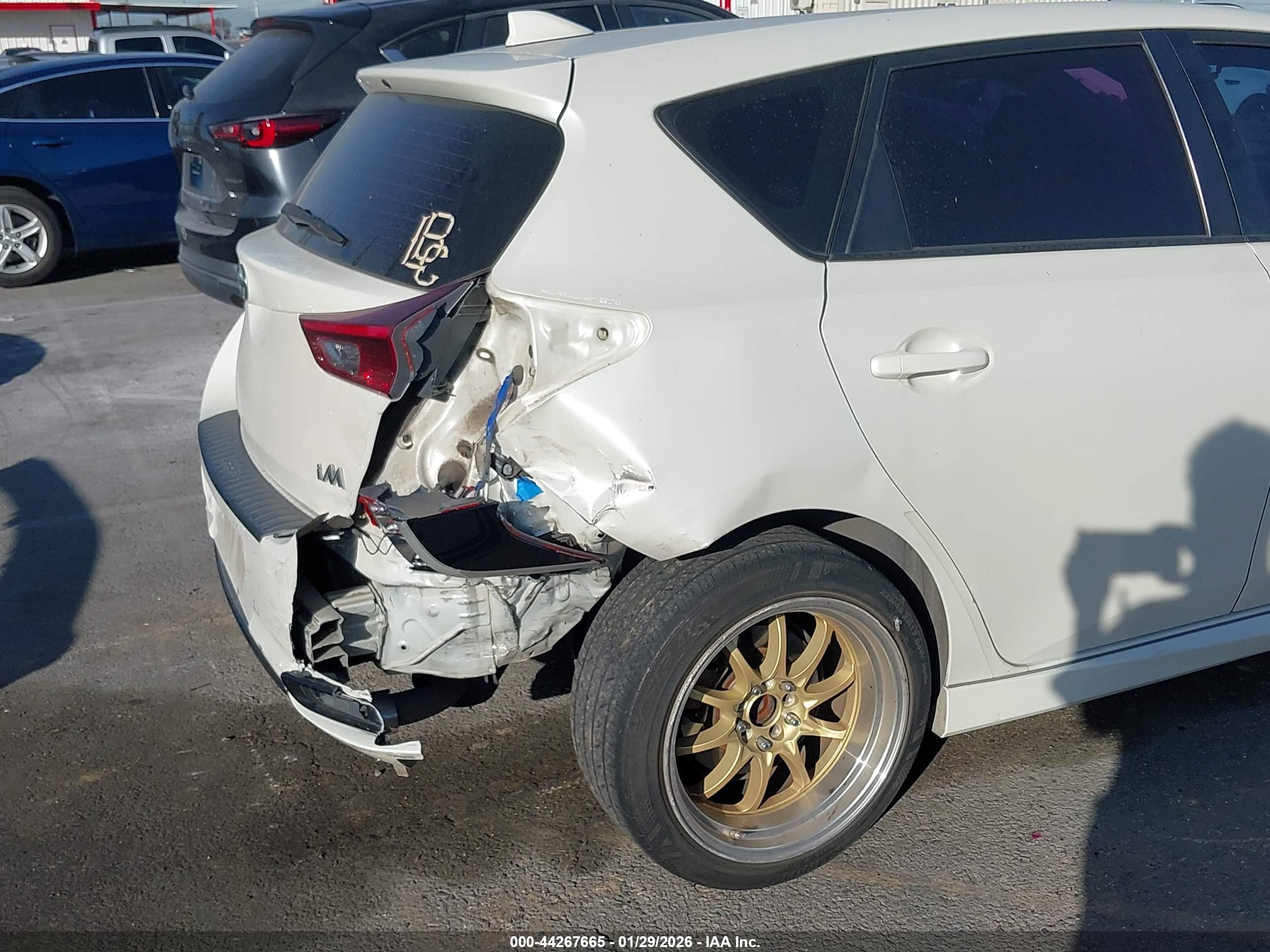 SCION IM image 6