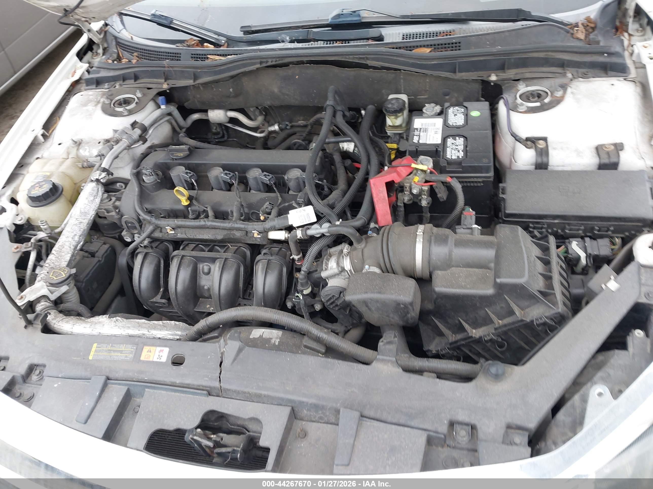FORD FUSION image 10
