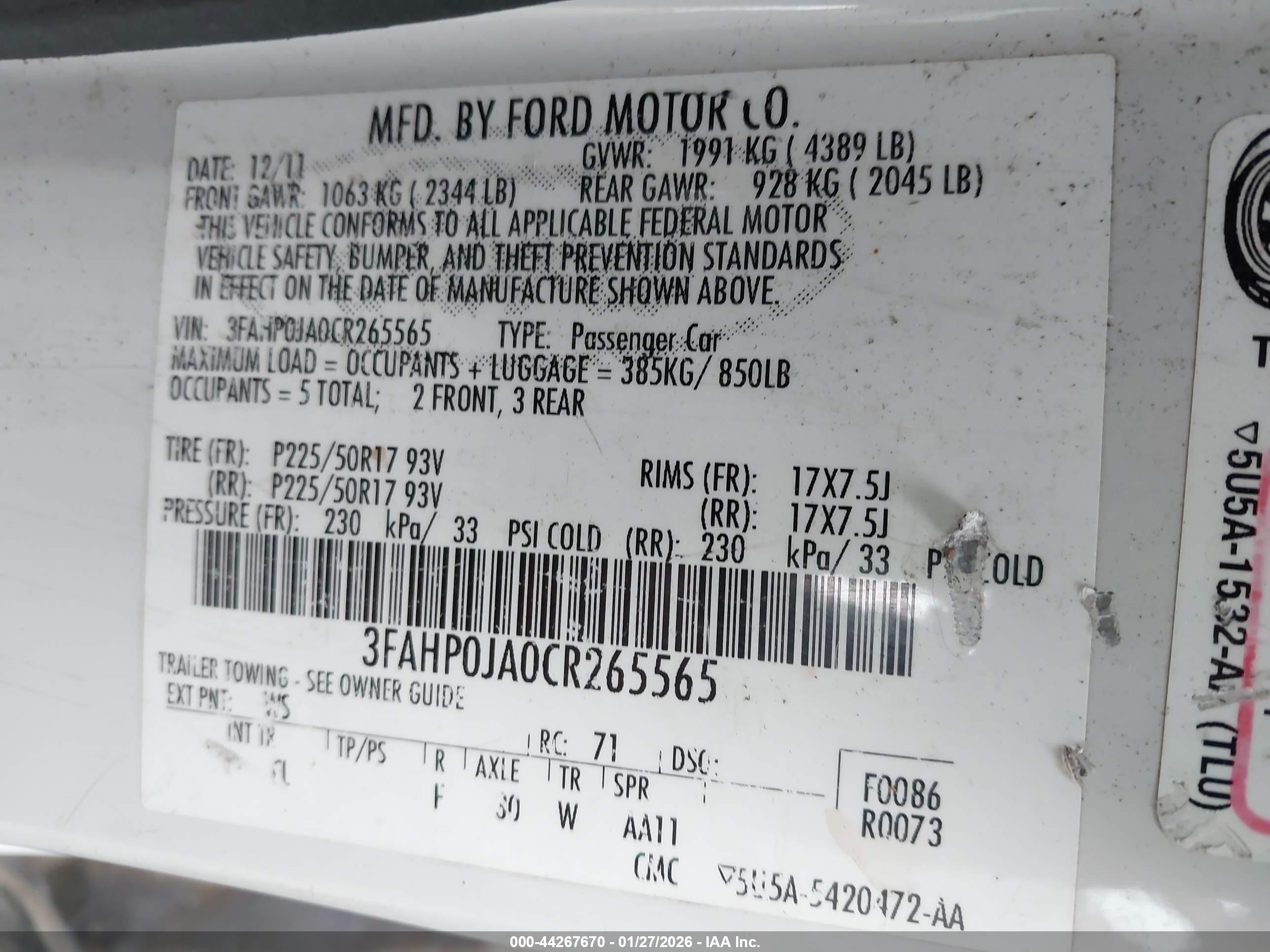 FORD FUSION image 9