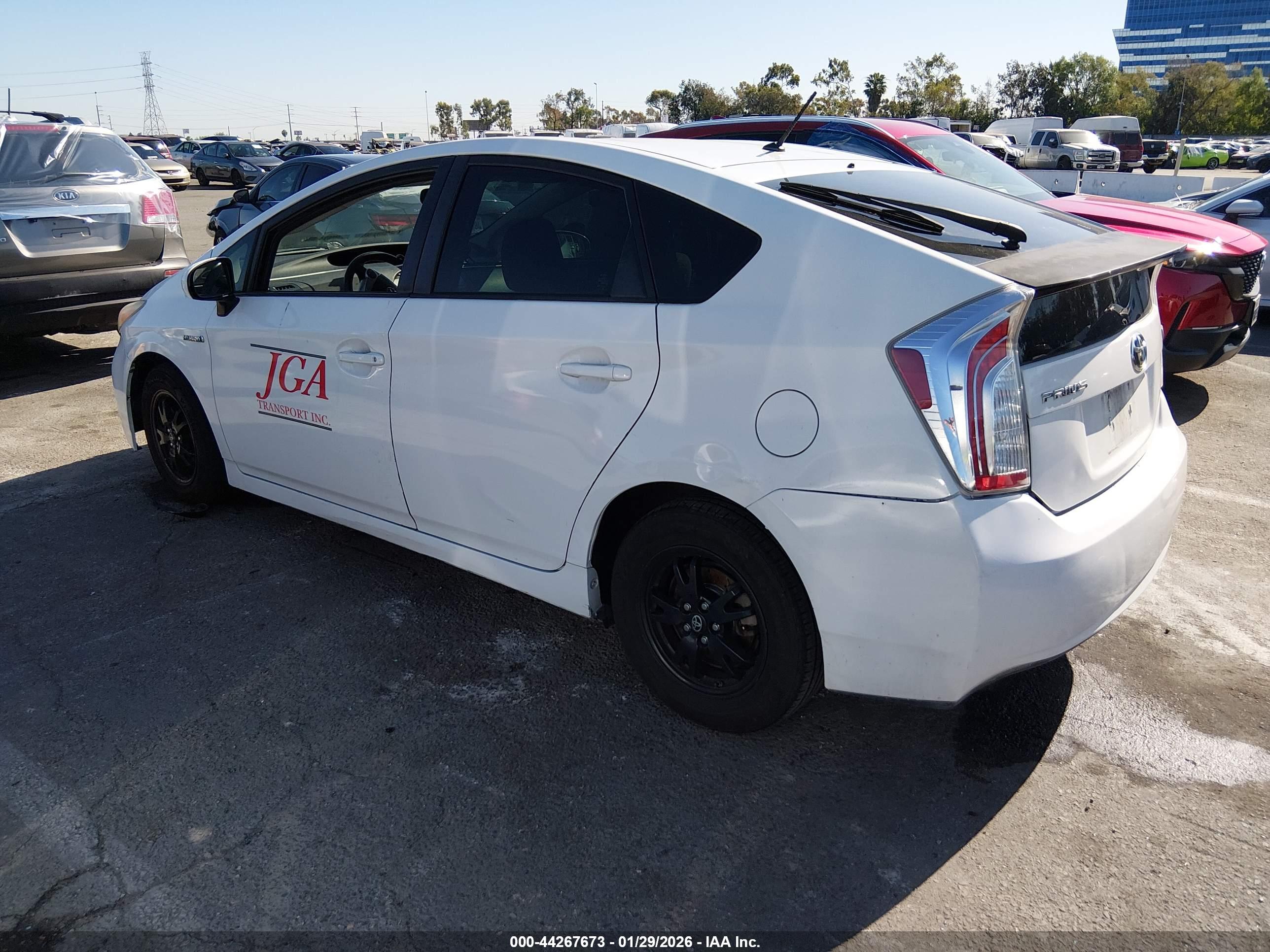 TOYOTA PRIUS image 3