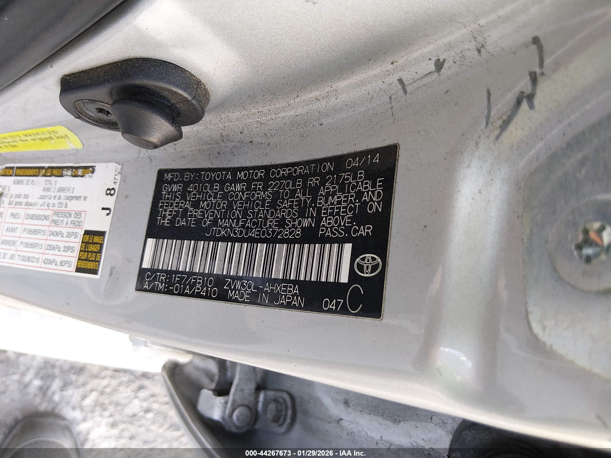 TOYOTA PRIUS image 9