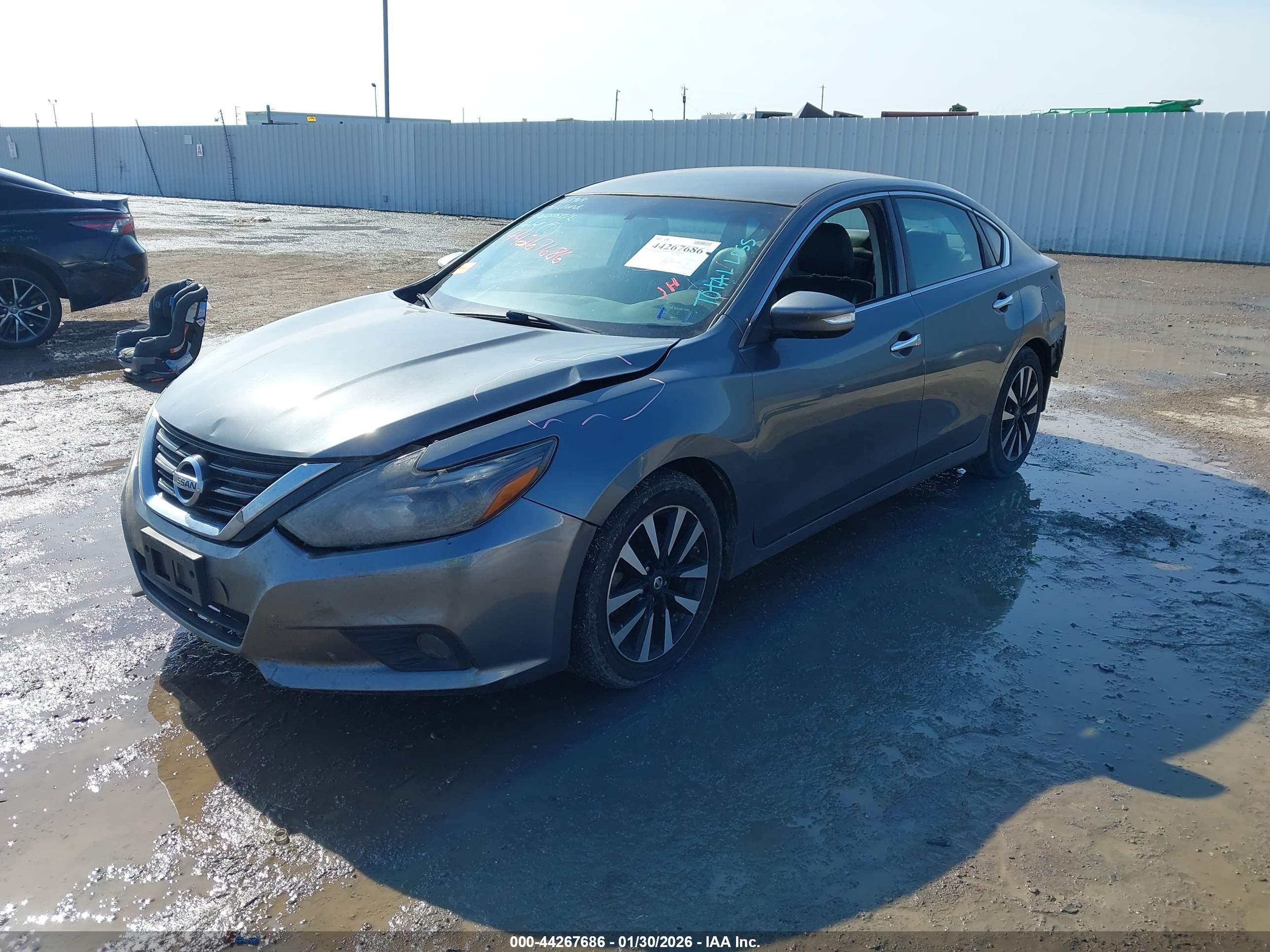NISSAN ALTIMA image 2