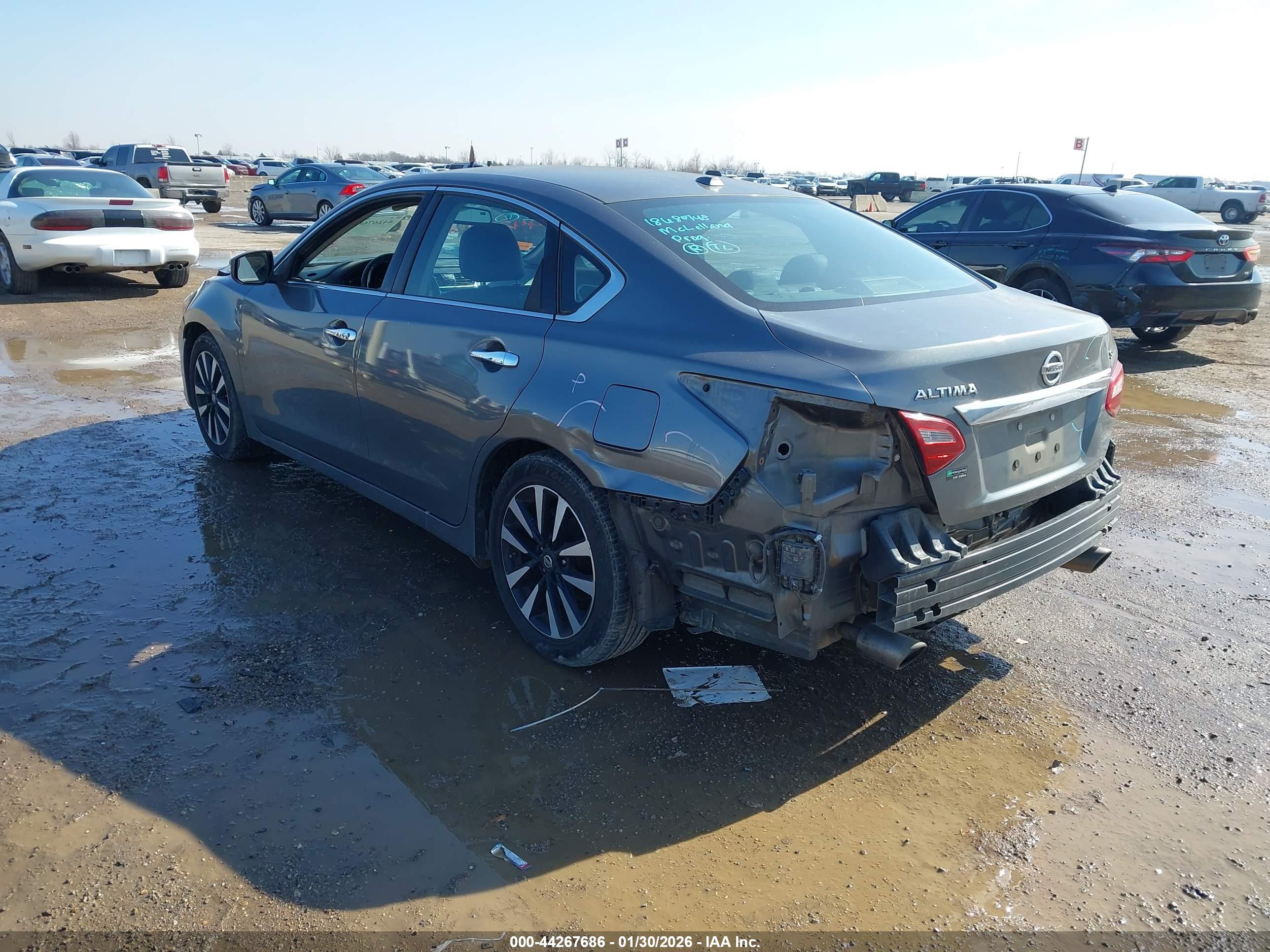 NISSAN ALTIMA image 3