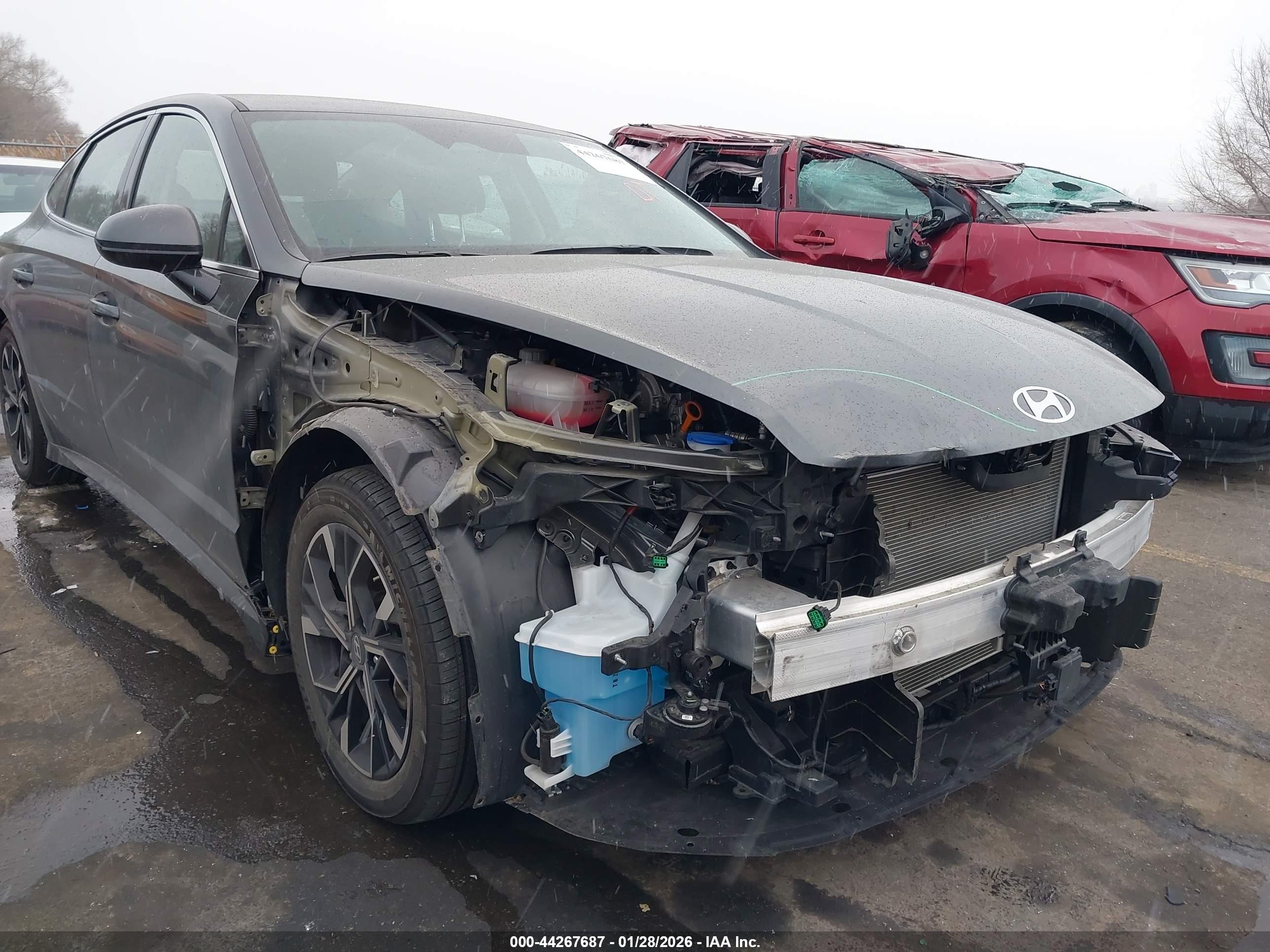 HYUNDAI SONATA image 6