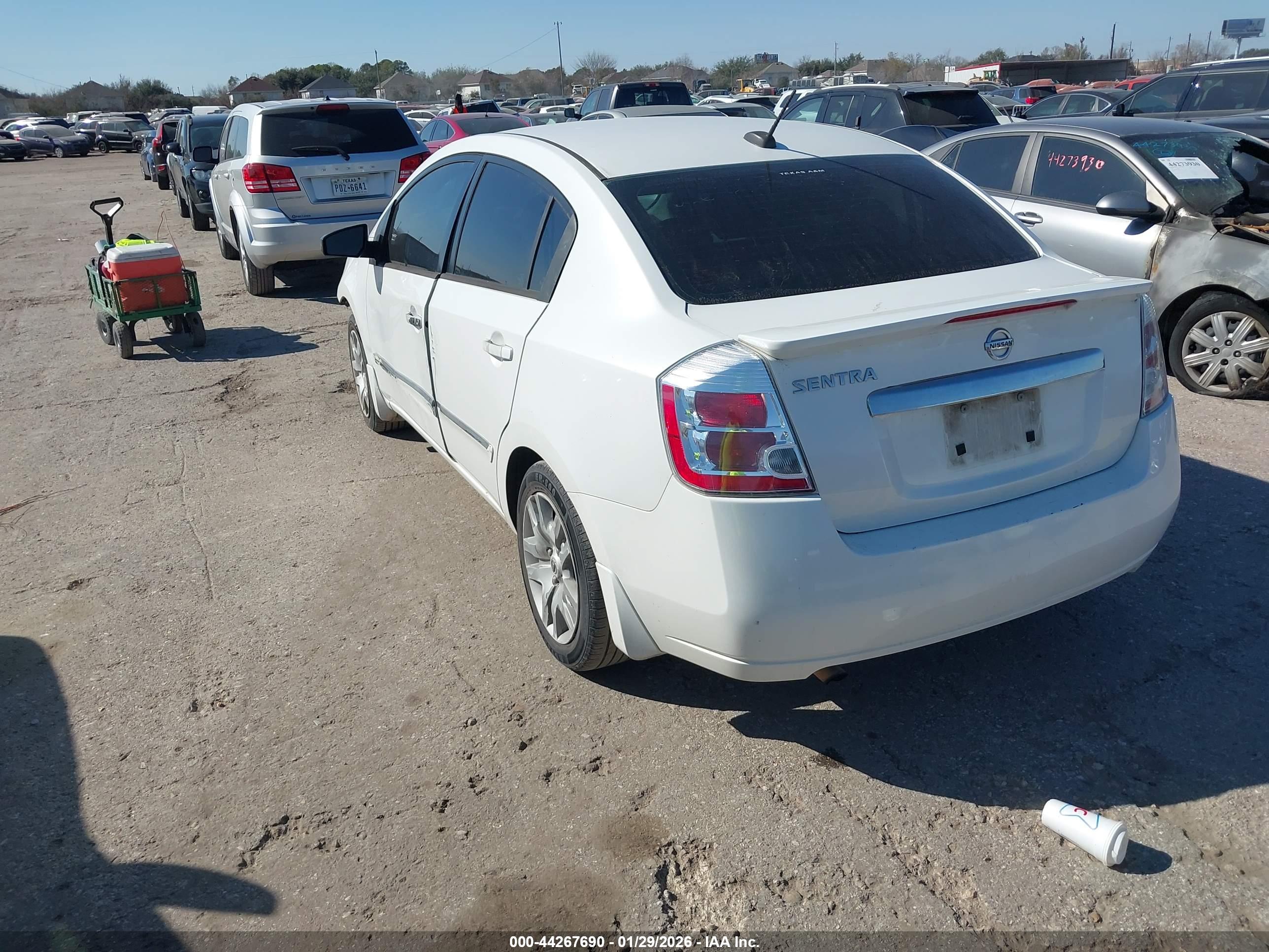 NISSAN SENTRA image 3