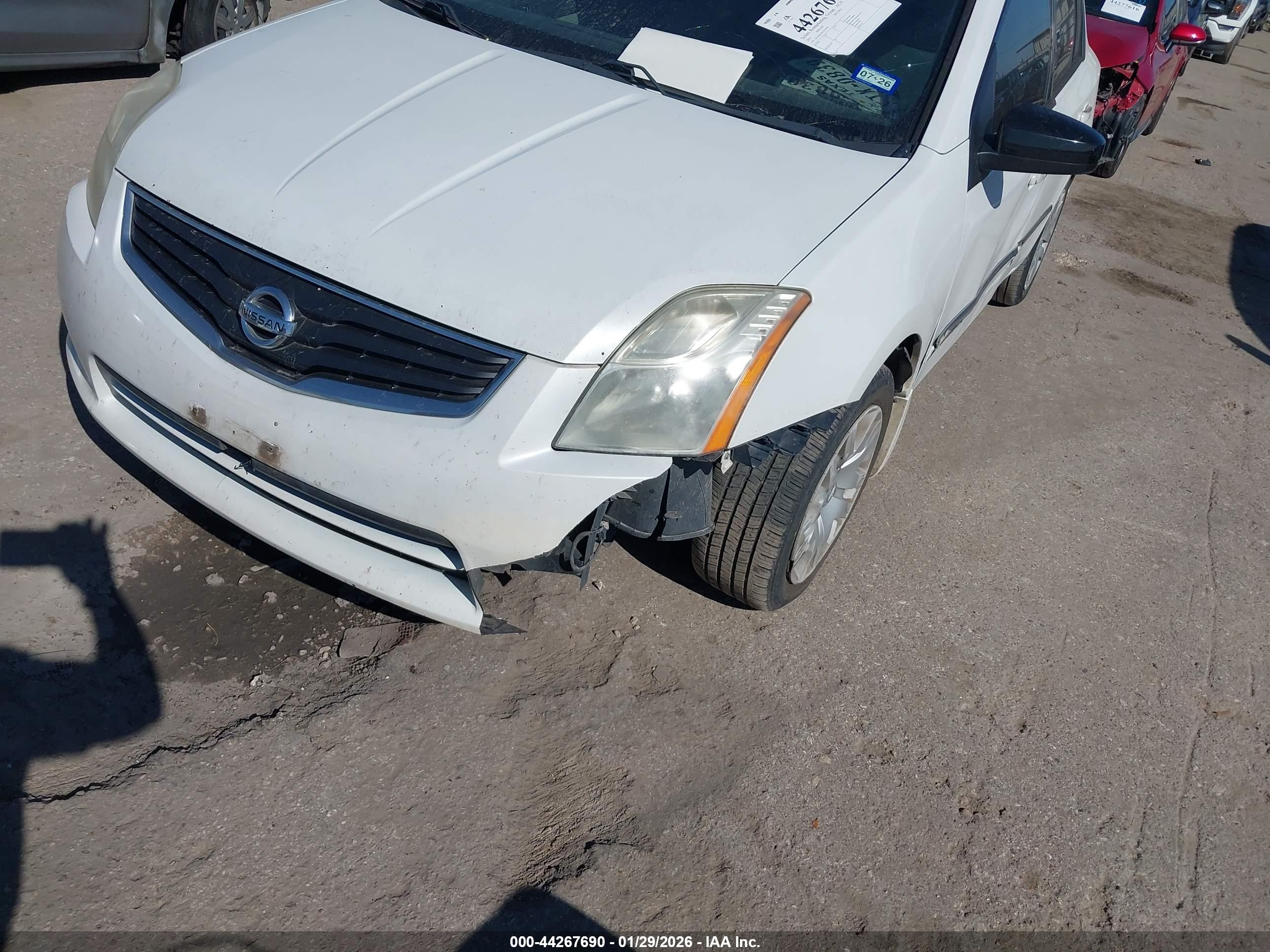 NISSAN SENTRA image 6