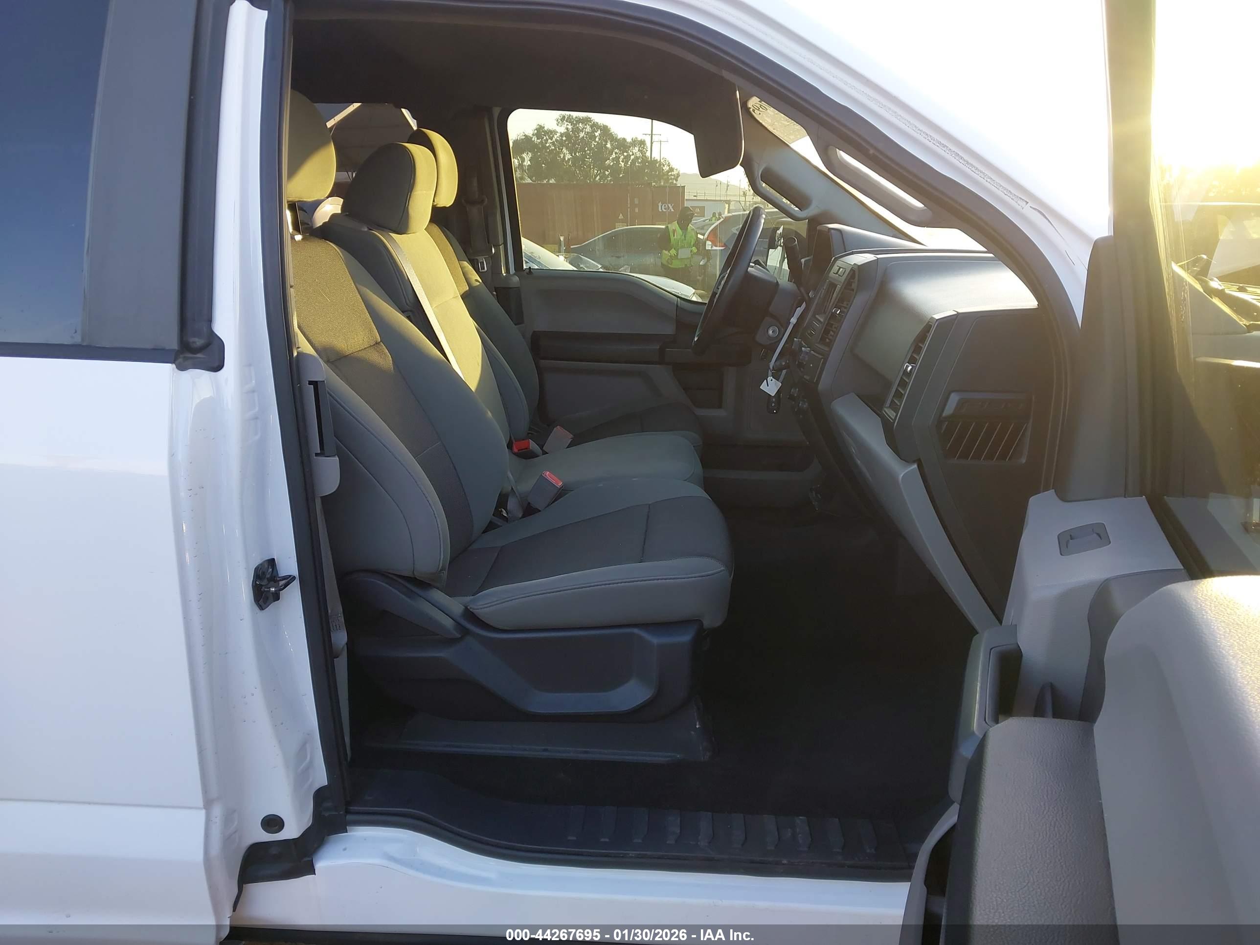 FORD F-150 image 5