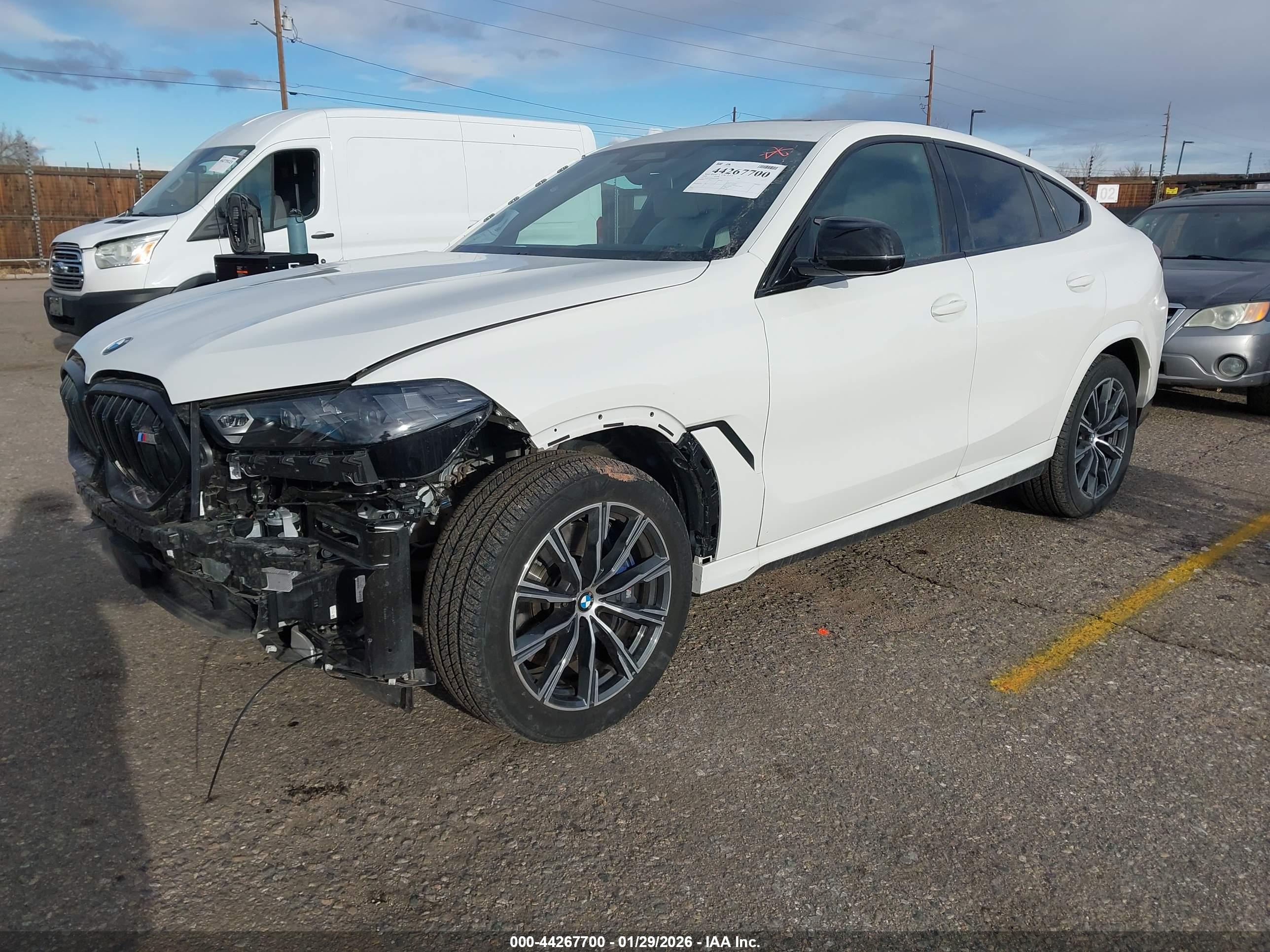 BMW X6 image 2