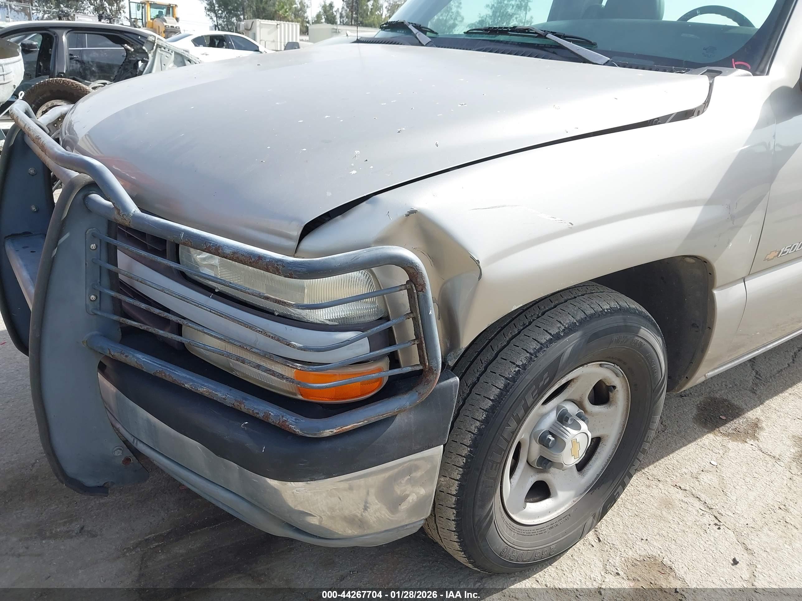 CHEVROLET SILVERADO image 6