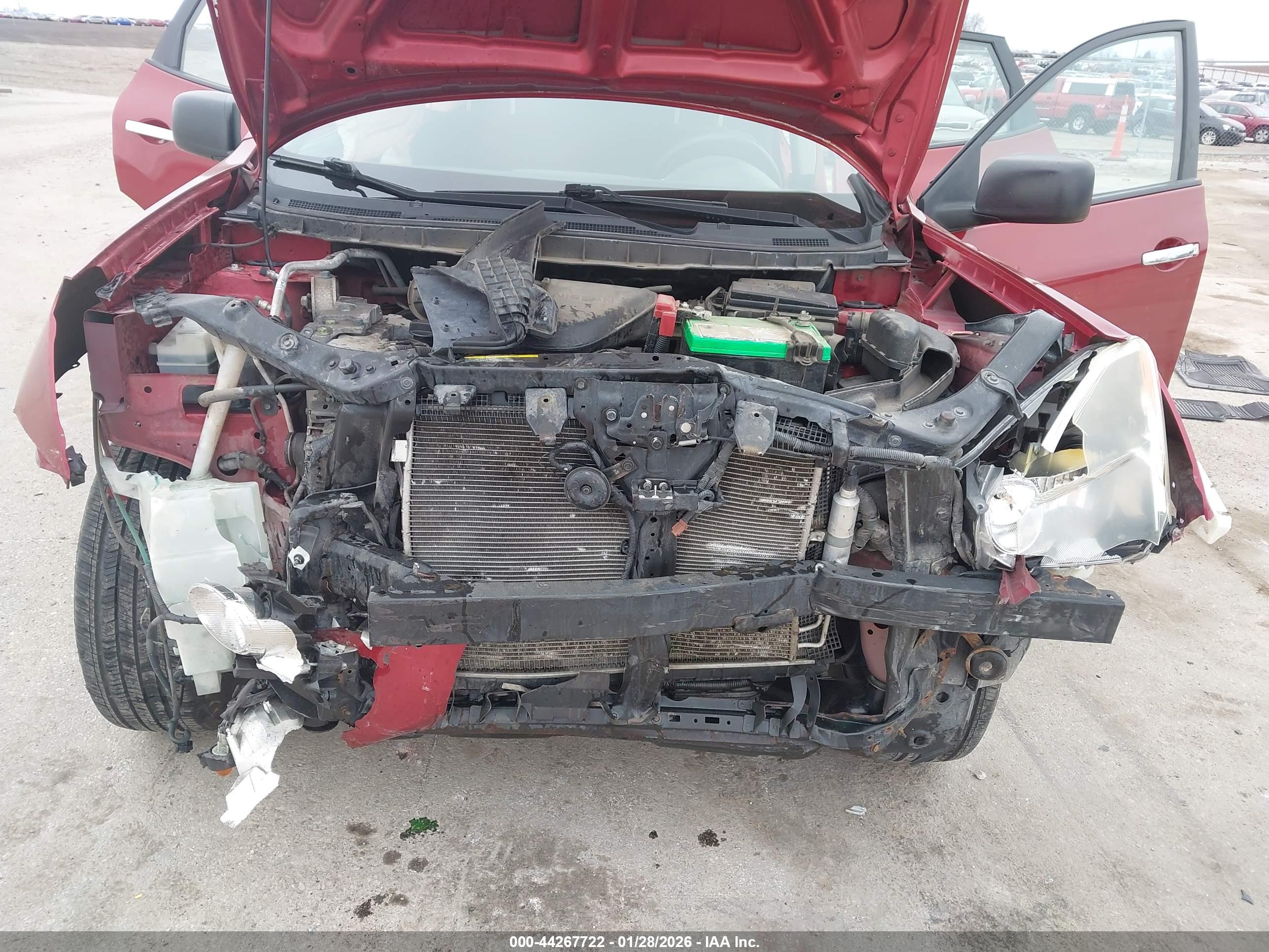 NISSAN ROGUE image 10