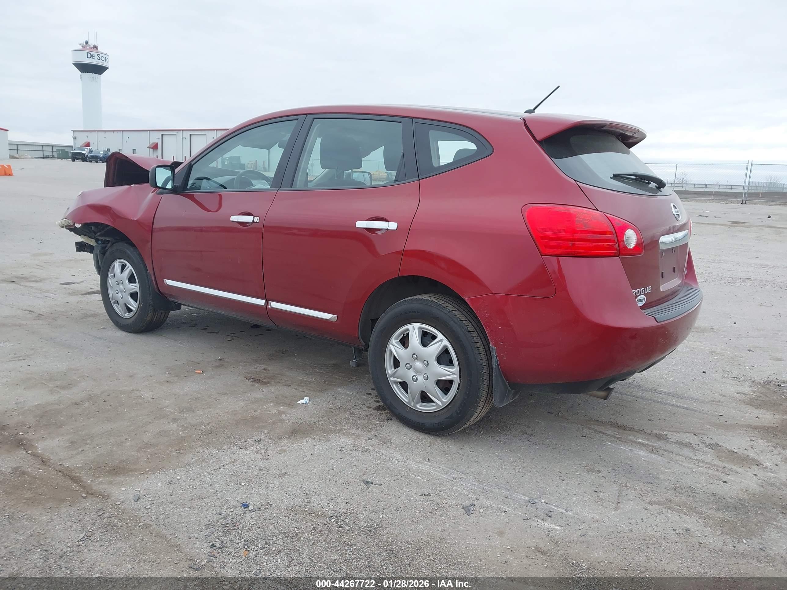 NISSAN ROGUE image 3