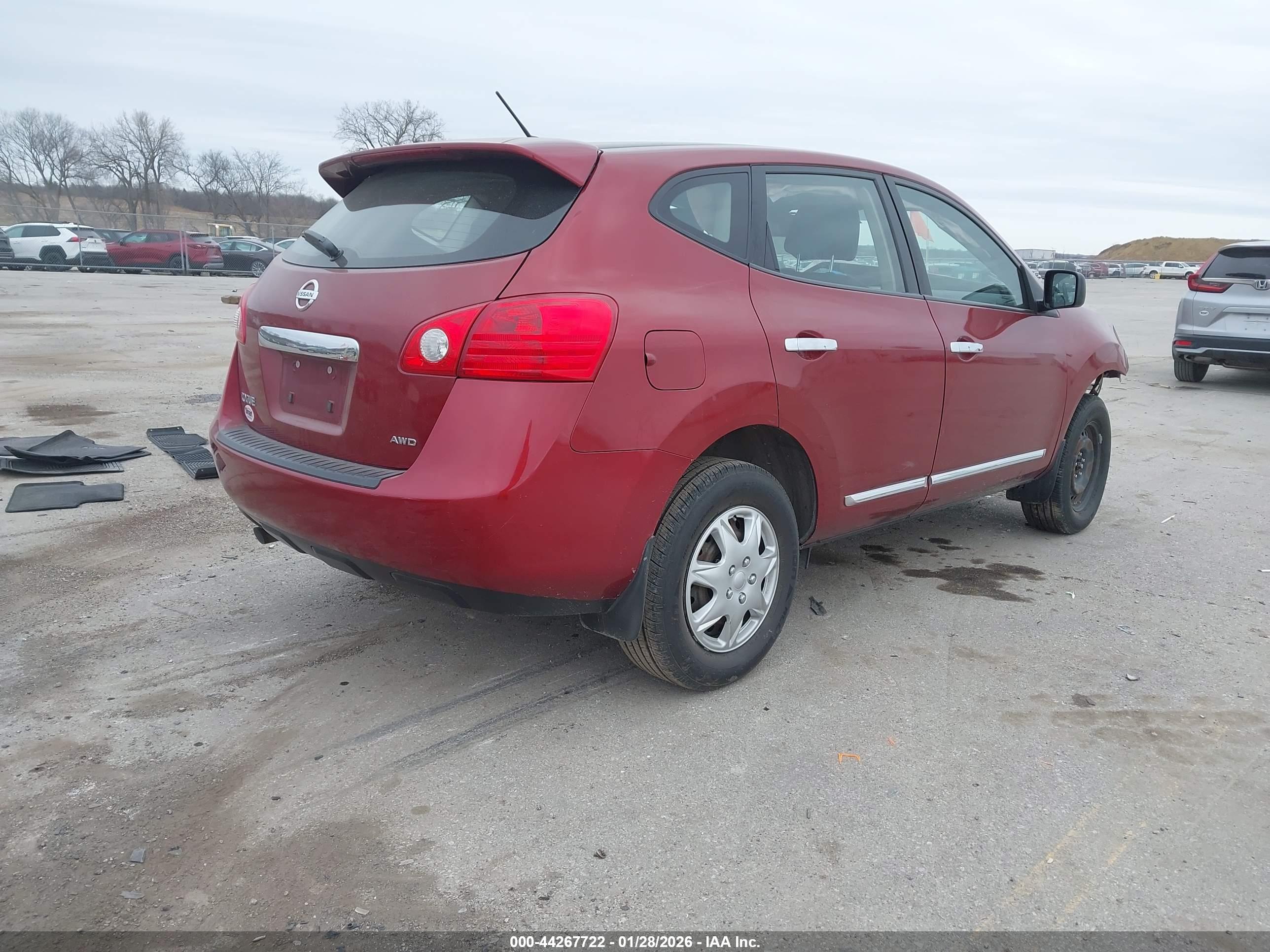 NISSAN ROGUE image 4