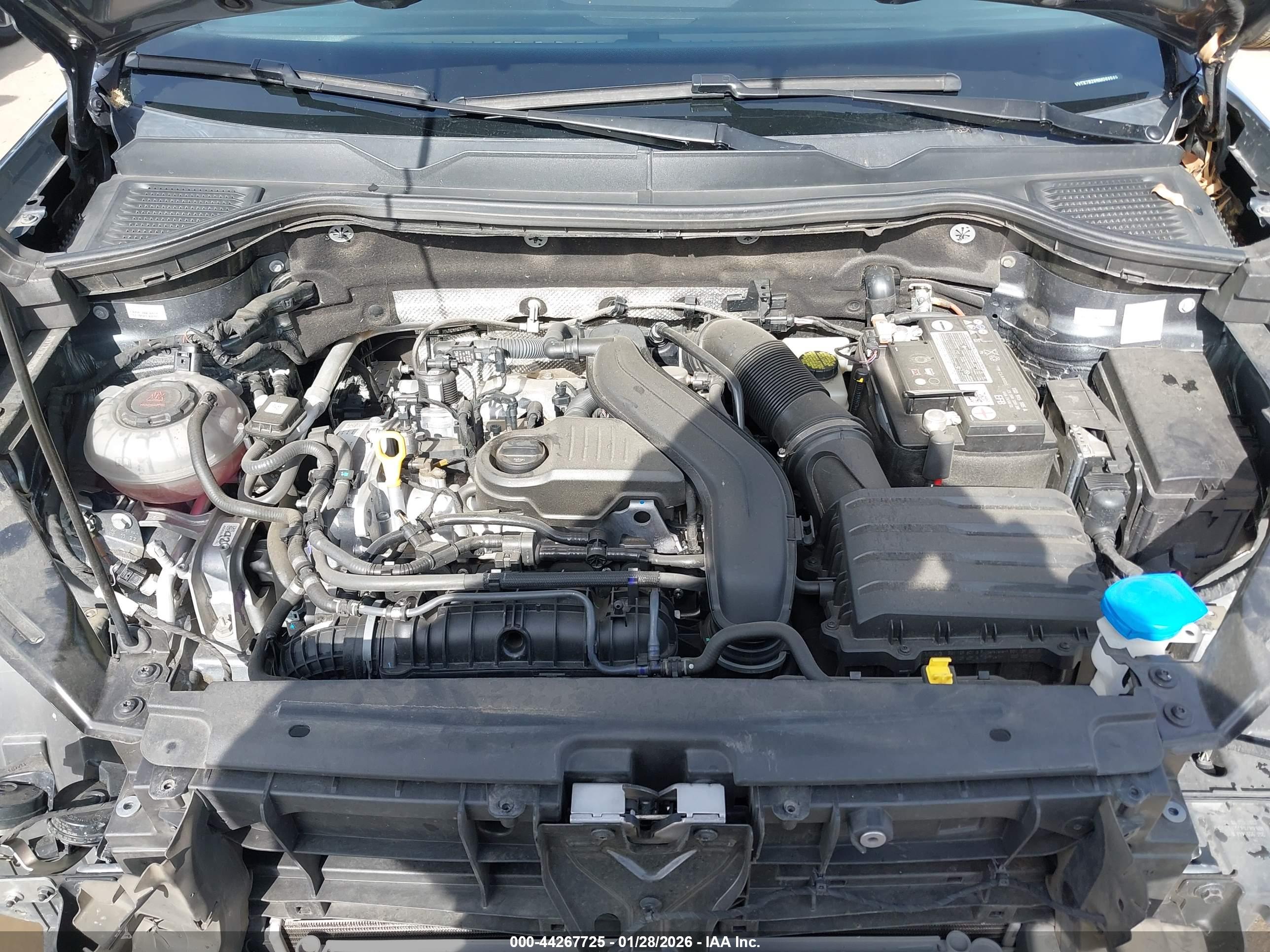 VOLKSWAGEN TAOS image 10
