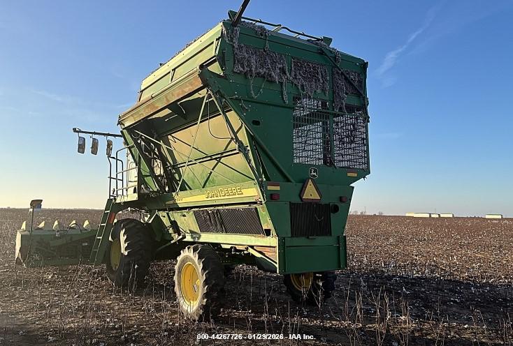 JOHN DEERE image 3