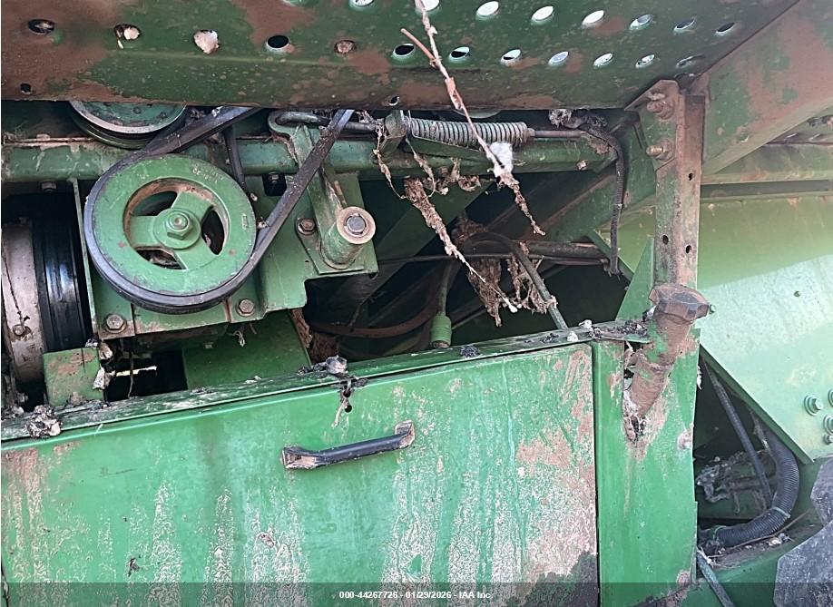 JOHN DEERE image 7