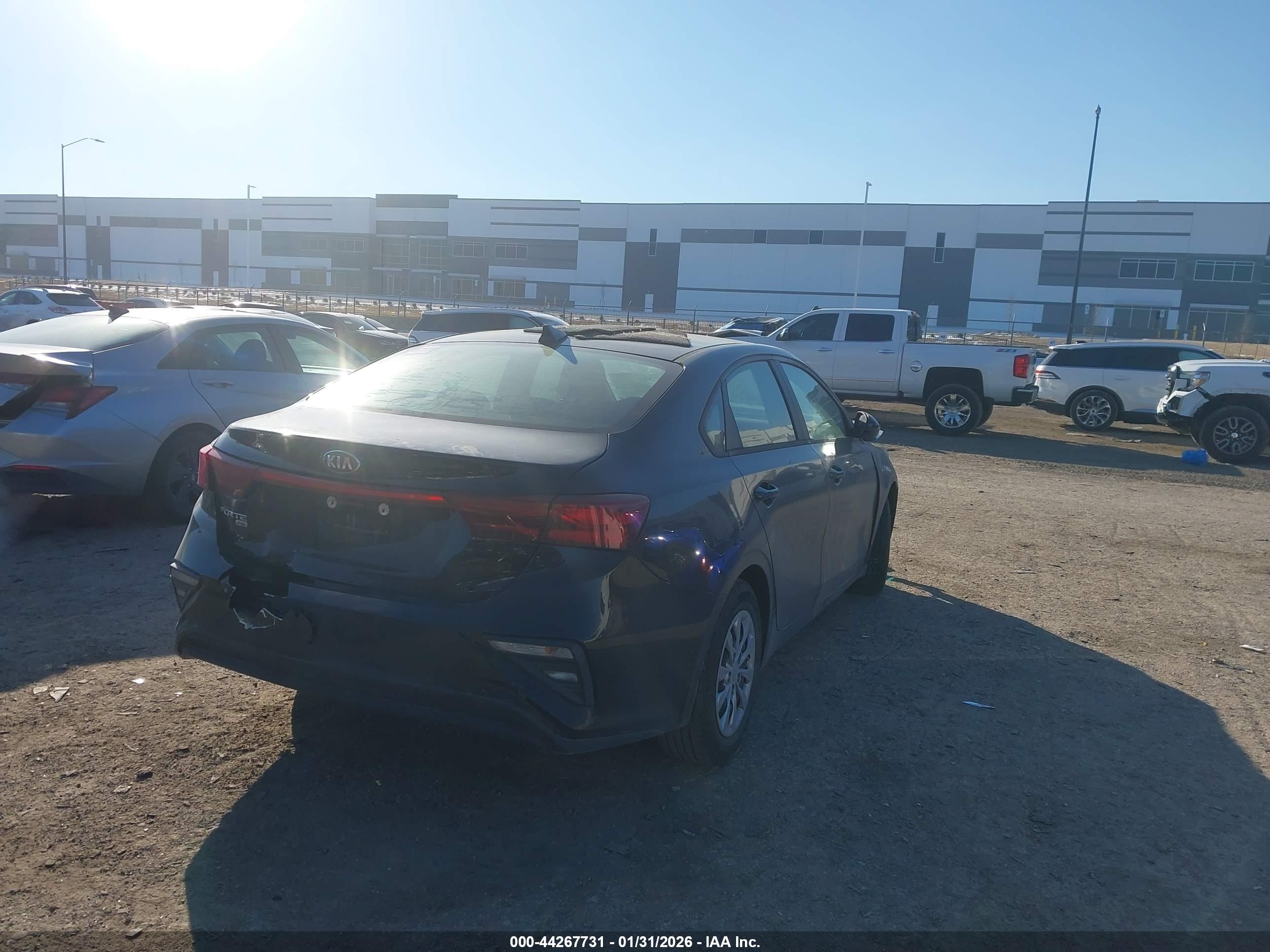 KIA FORTE image 4