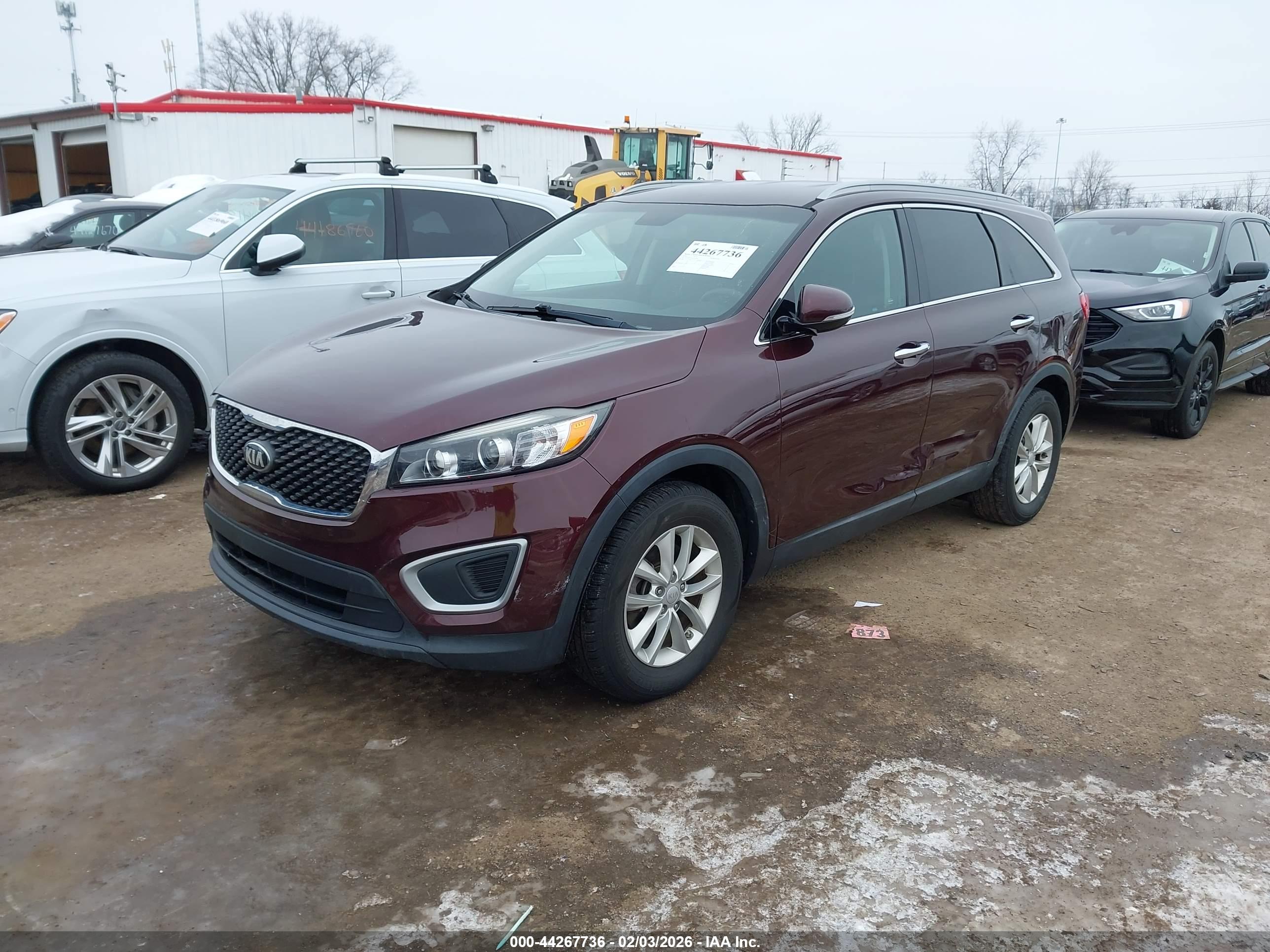 KIA SORENTO image 2