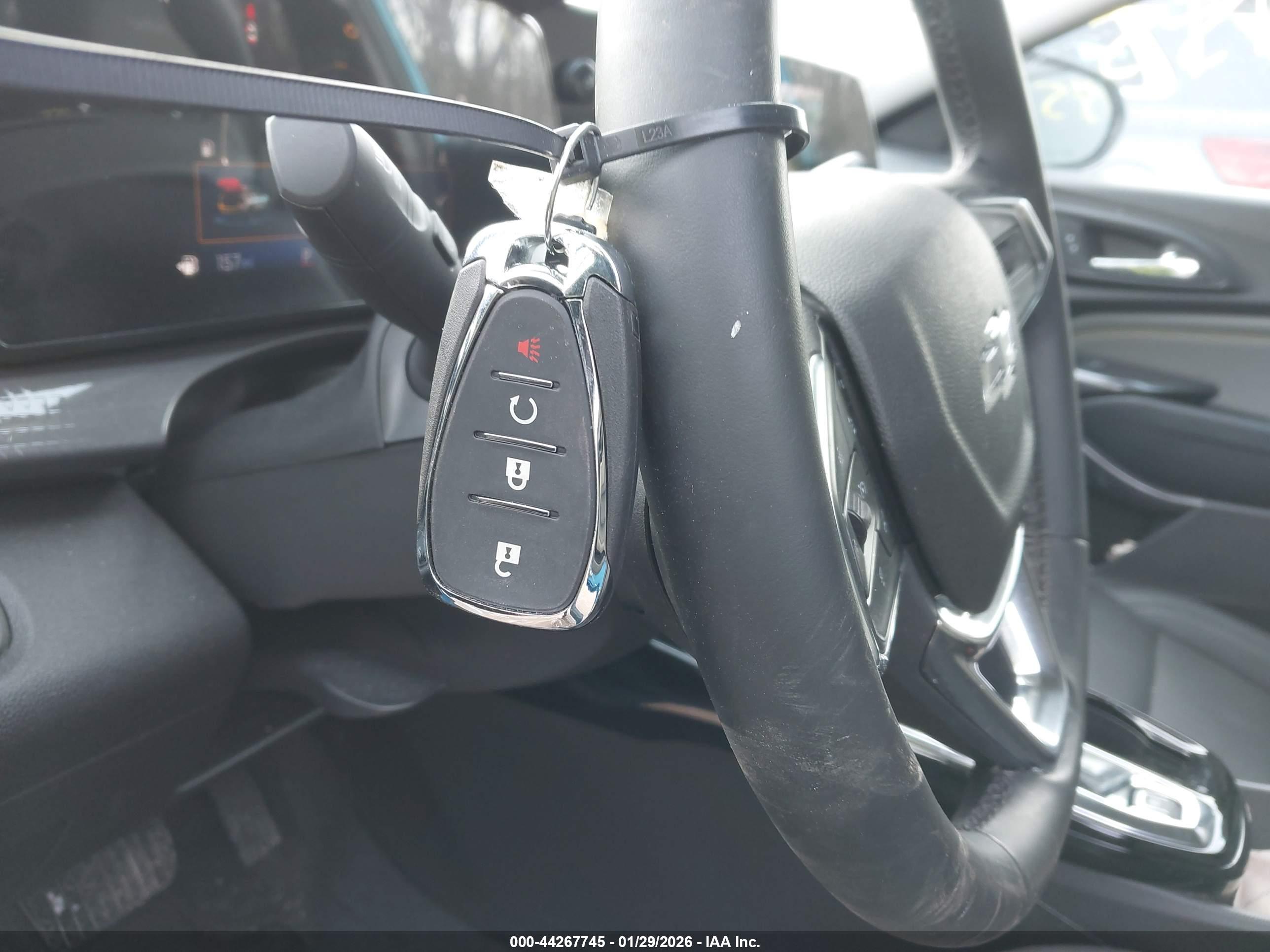 CHEVROLET TRAX image 11