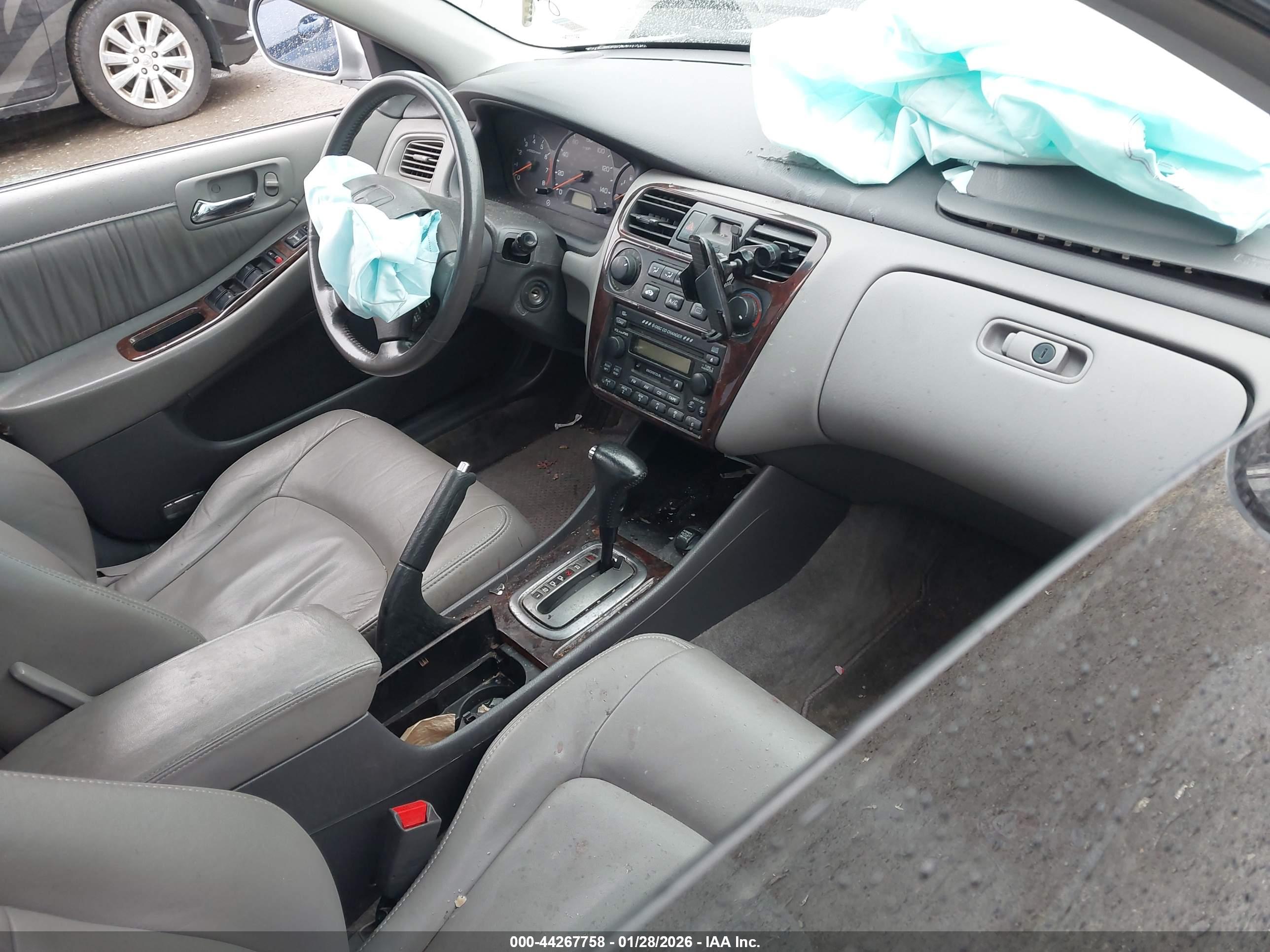 HONDA ACCORD image 5