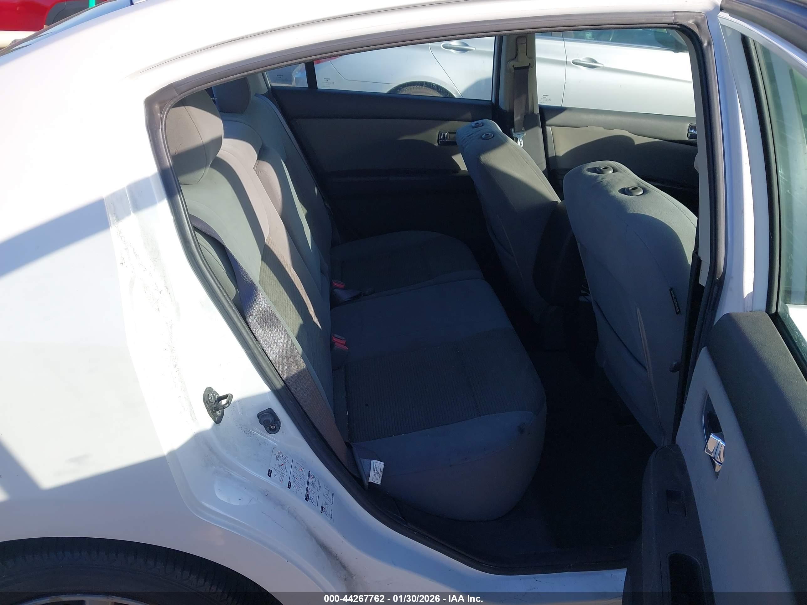 NISSAN SENTRA image 8