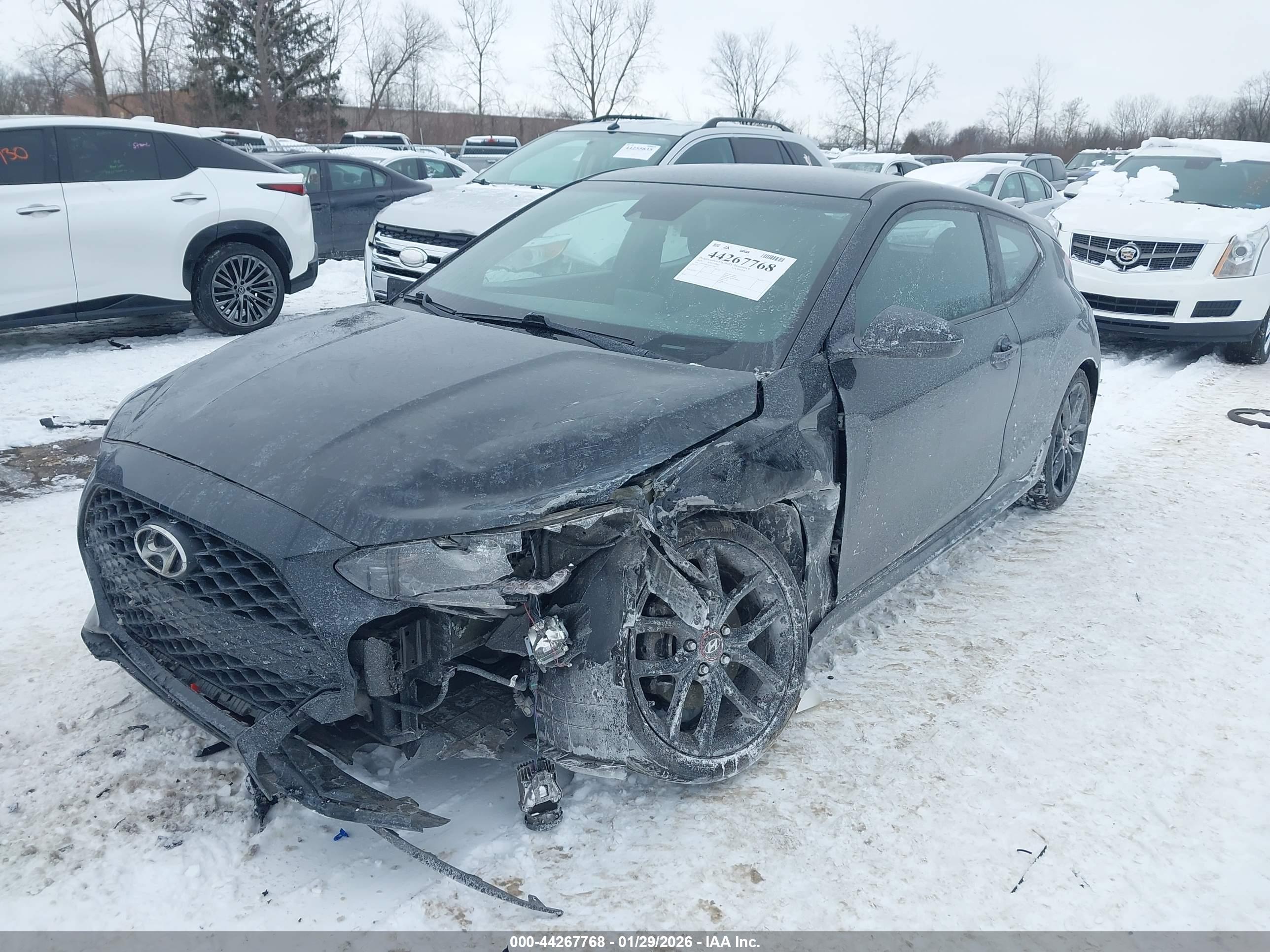 HYUNDAI VELOSTER image 2