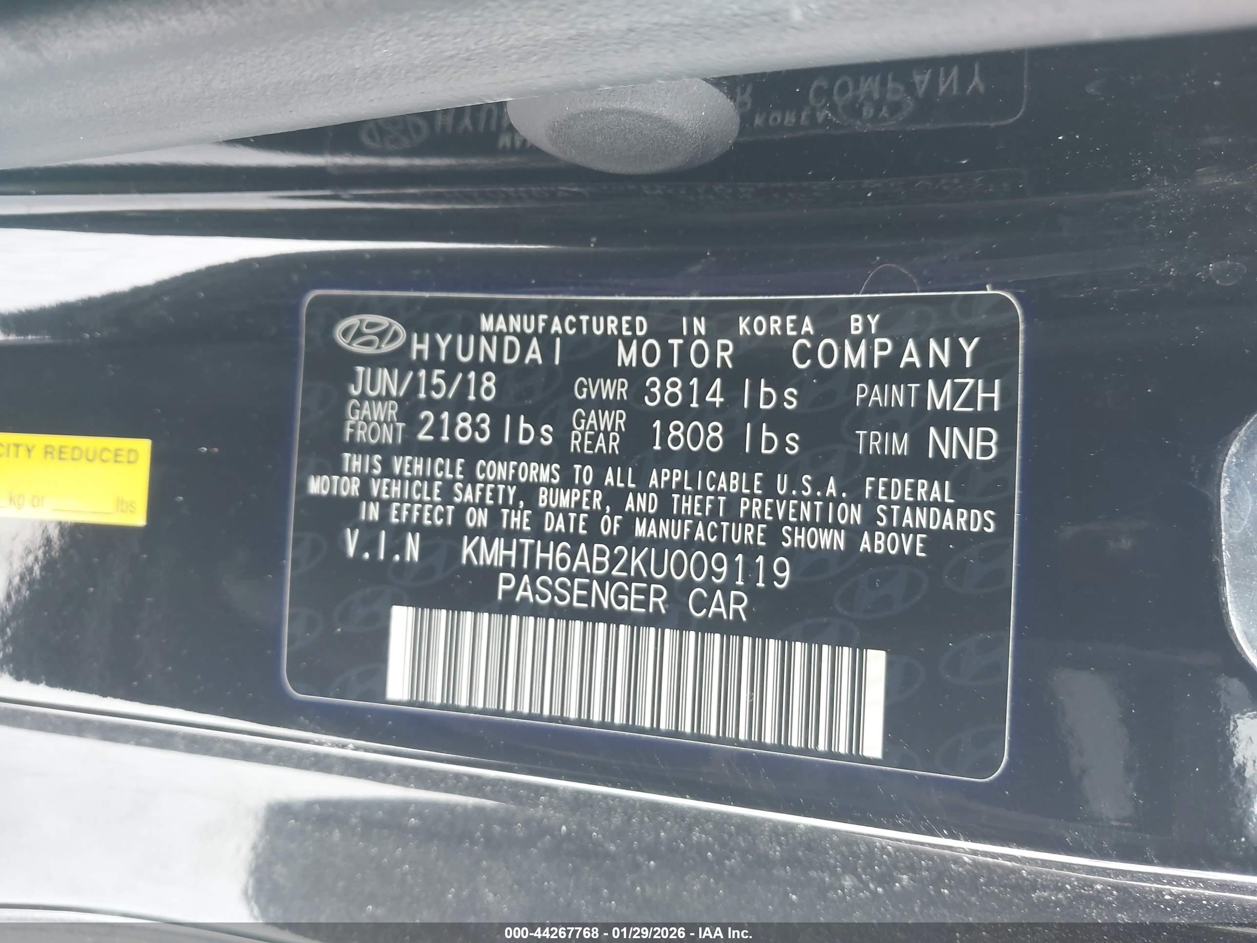 HYUNDAI VELOSTER image 9