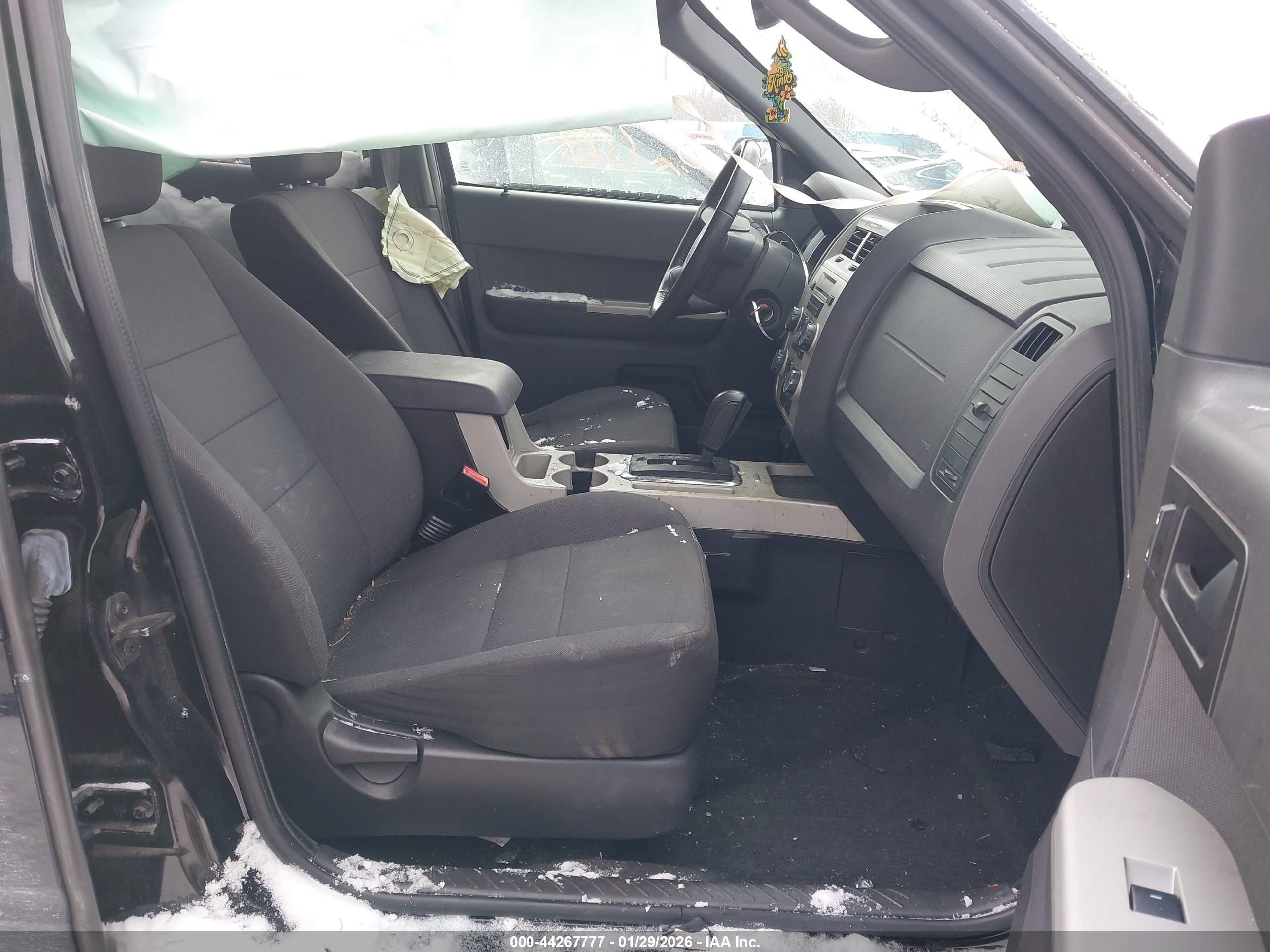 FORD ESCAPE image 5