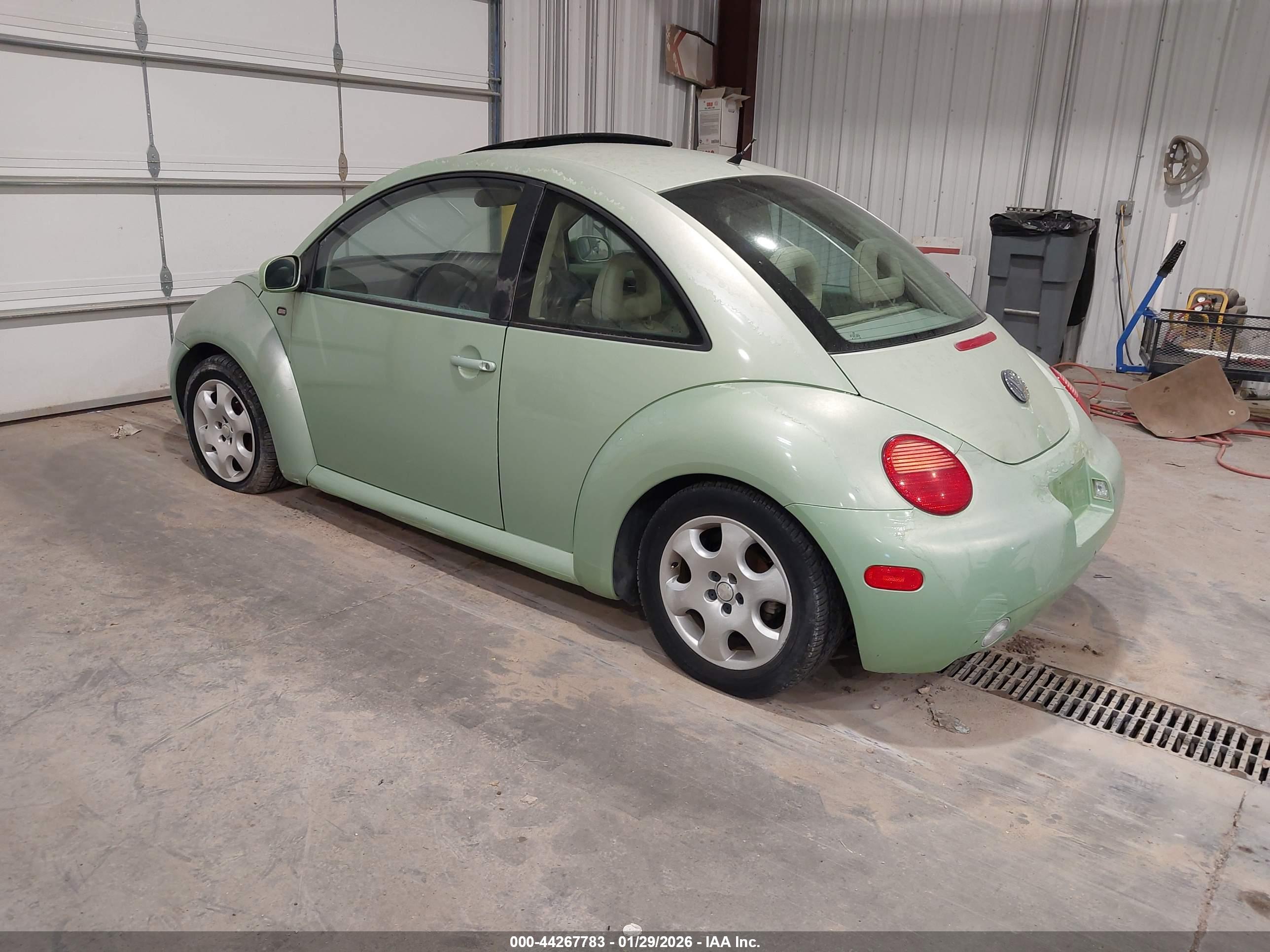 VOLKSWAGEN NEW image 3