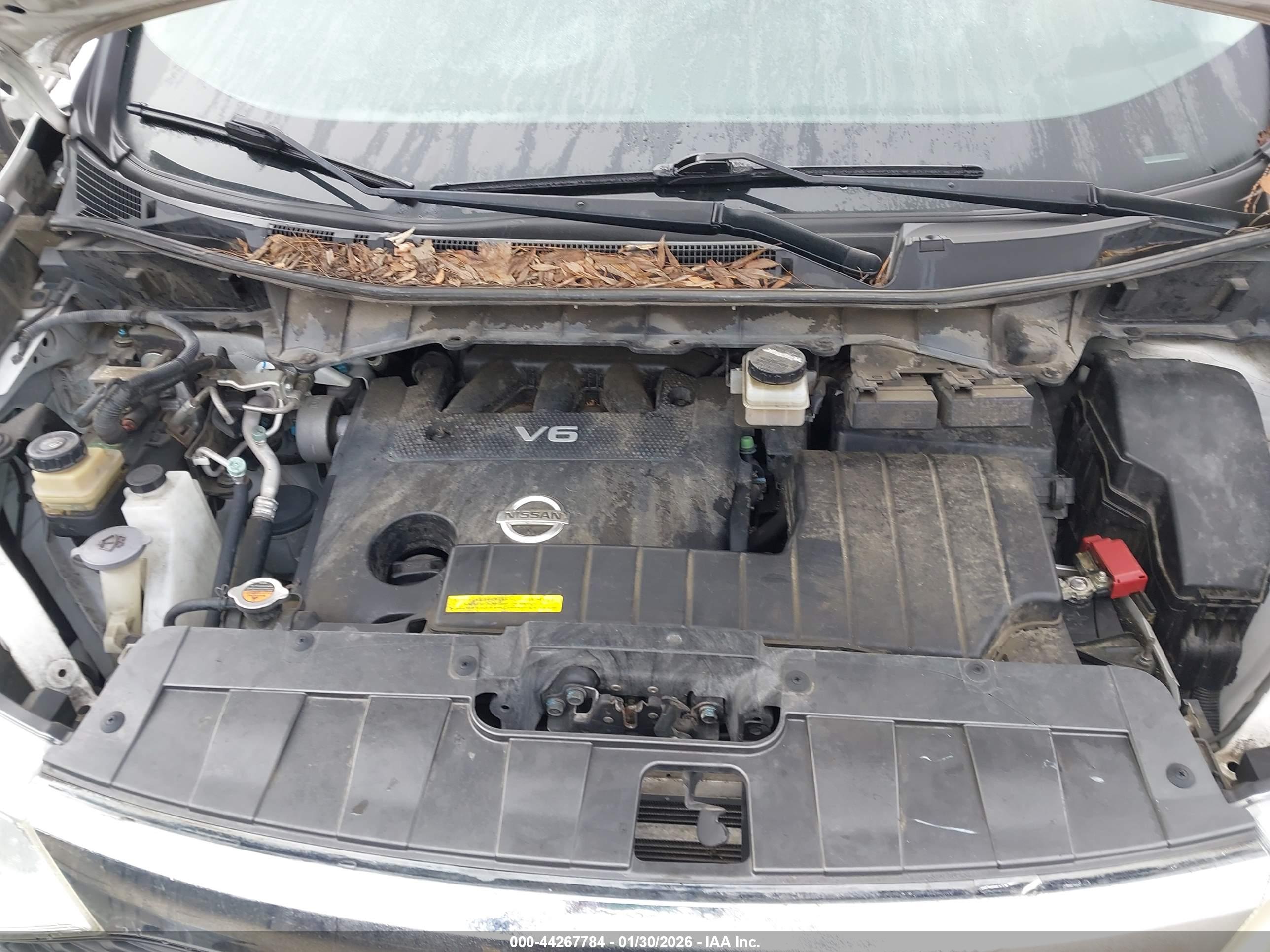 NISSAN QUEST image 10