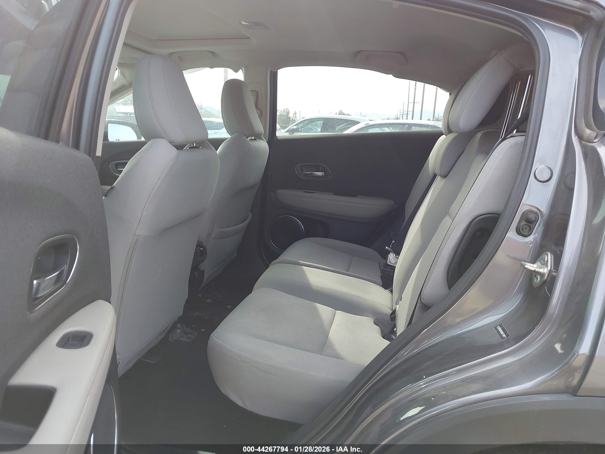 HONDA HR-V image 8