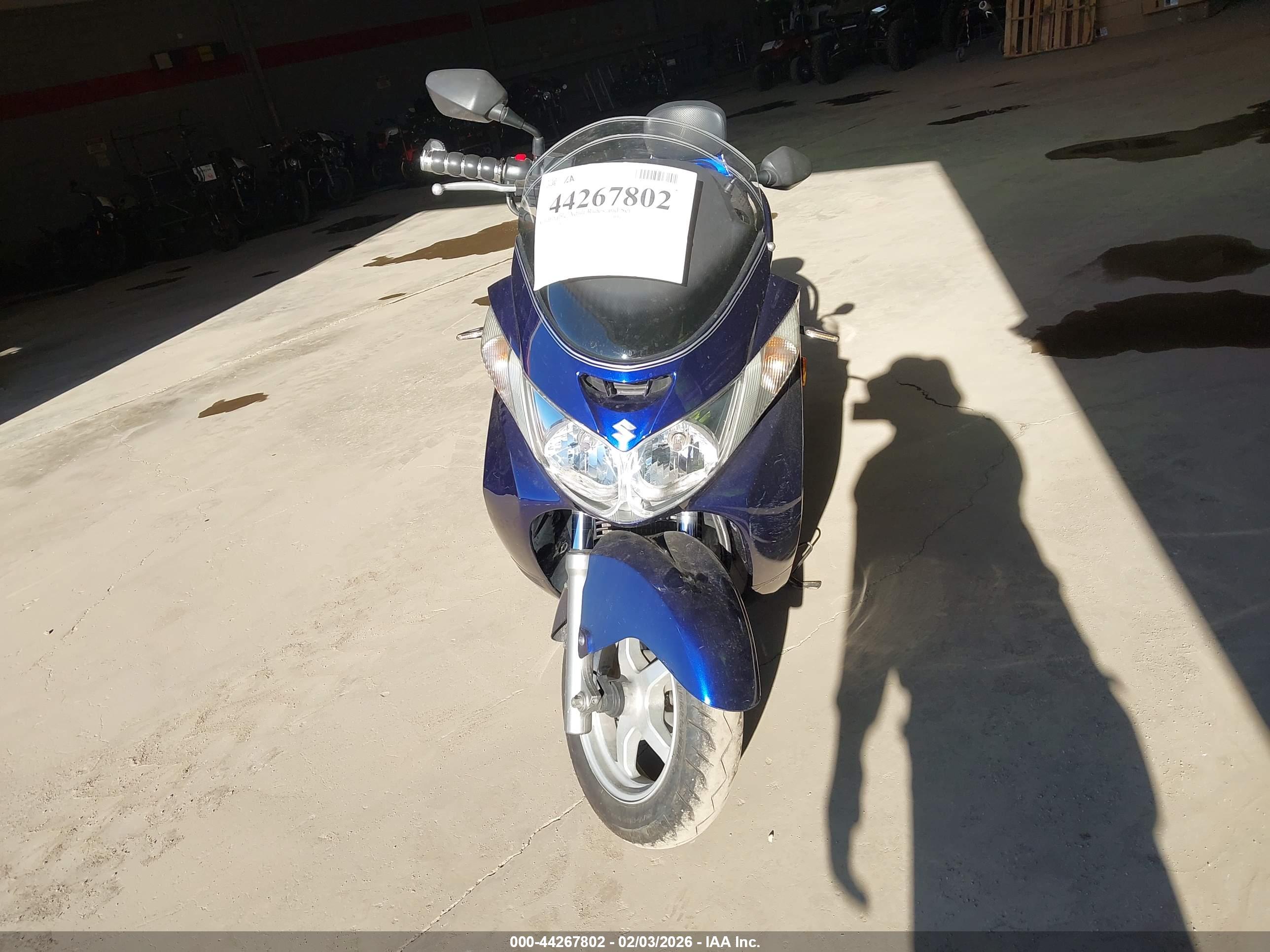 SUZUKI AN400 image 5