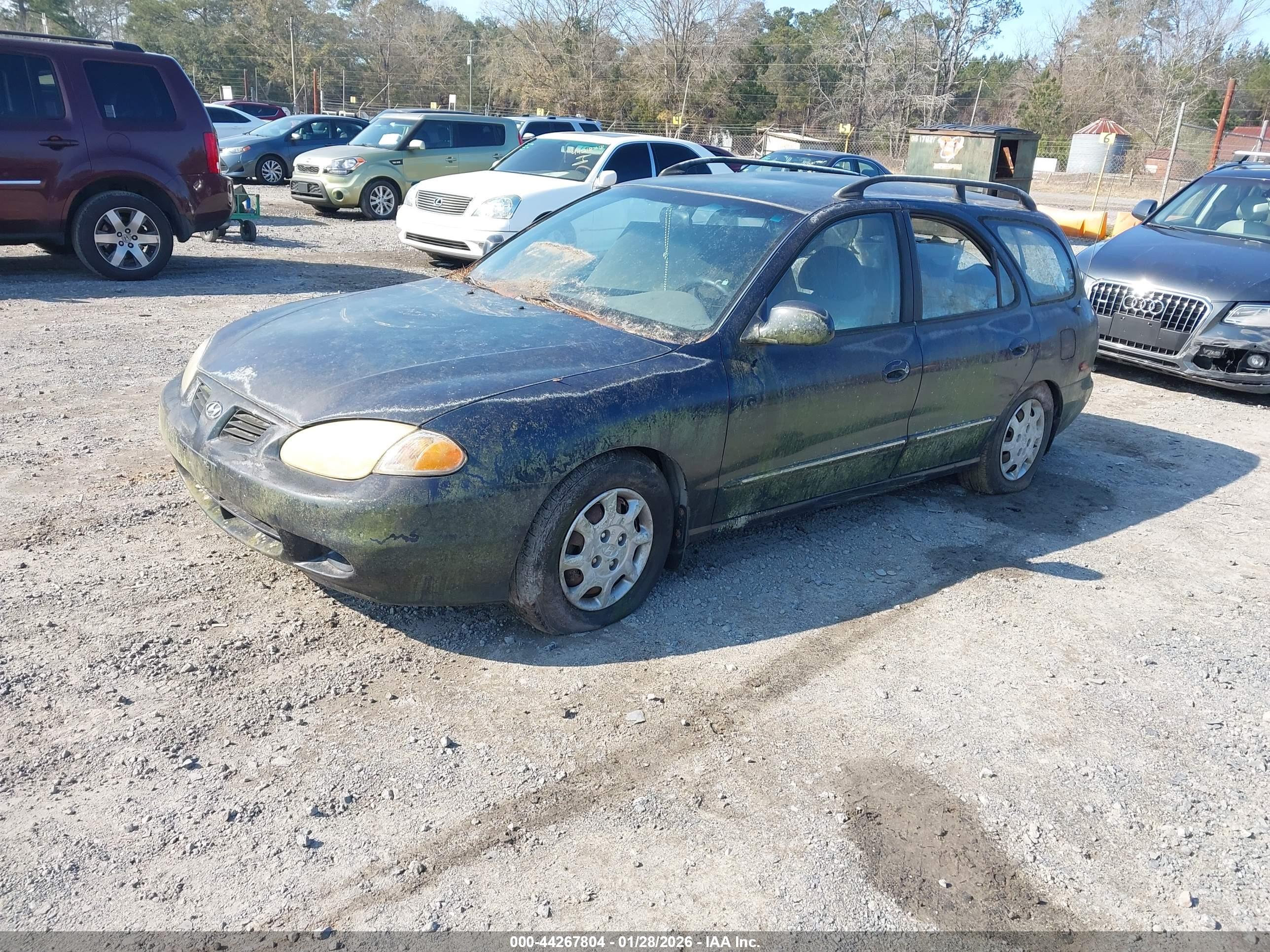 HYUNDAI ELANTRA image 2