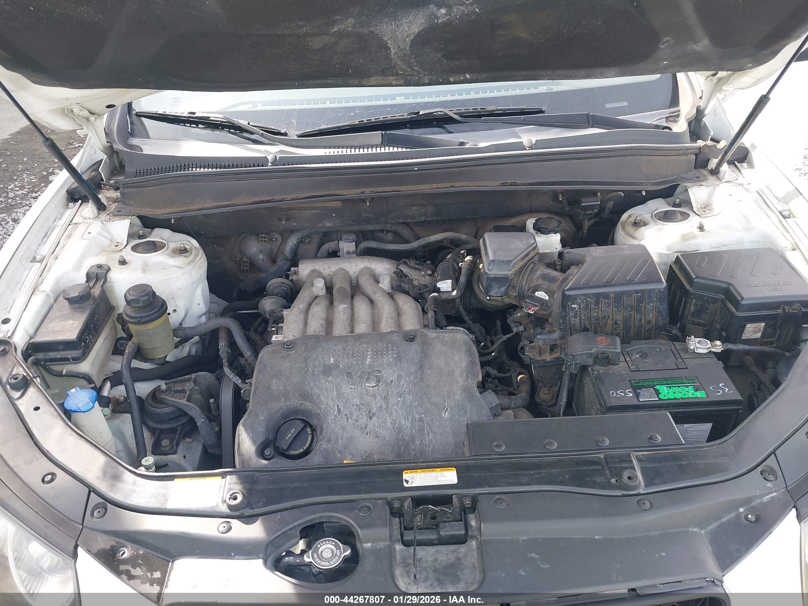 HYUNDAI SANTA image 10