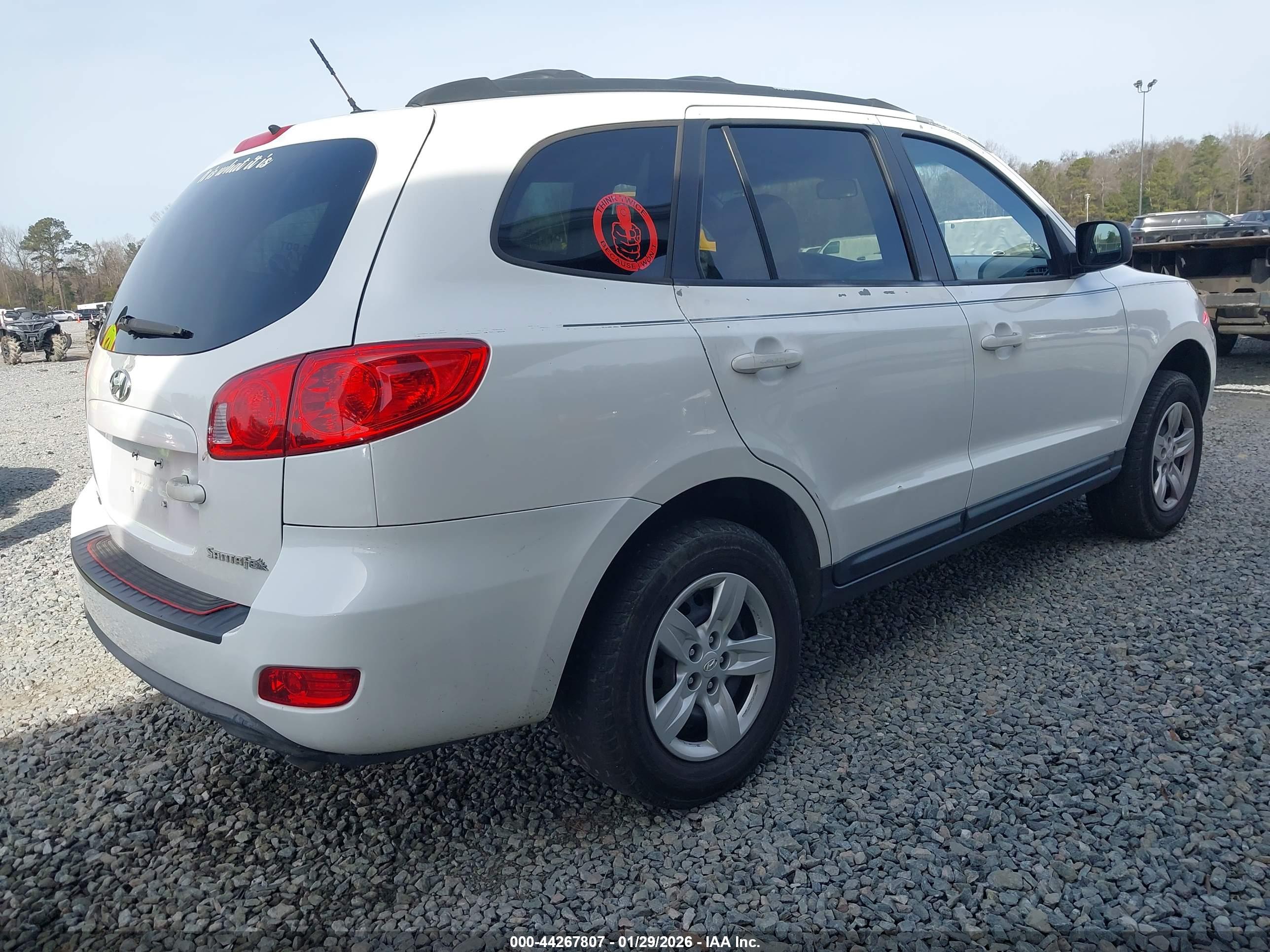 HYUNDAI SANTA image 4