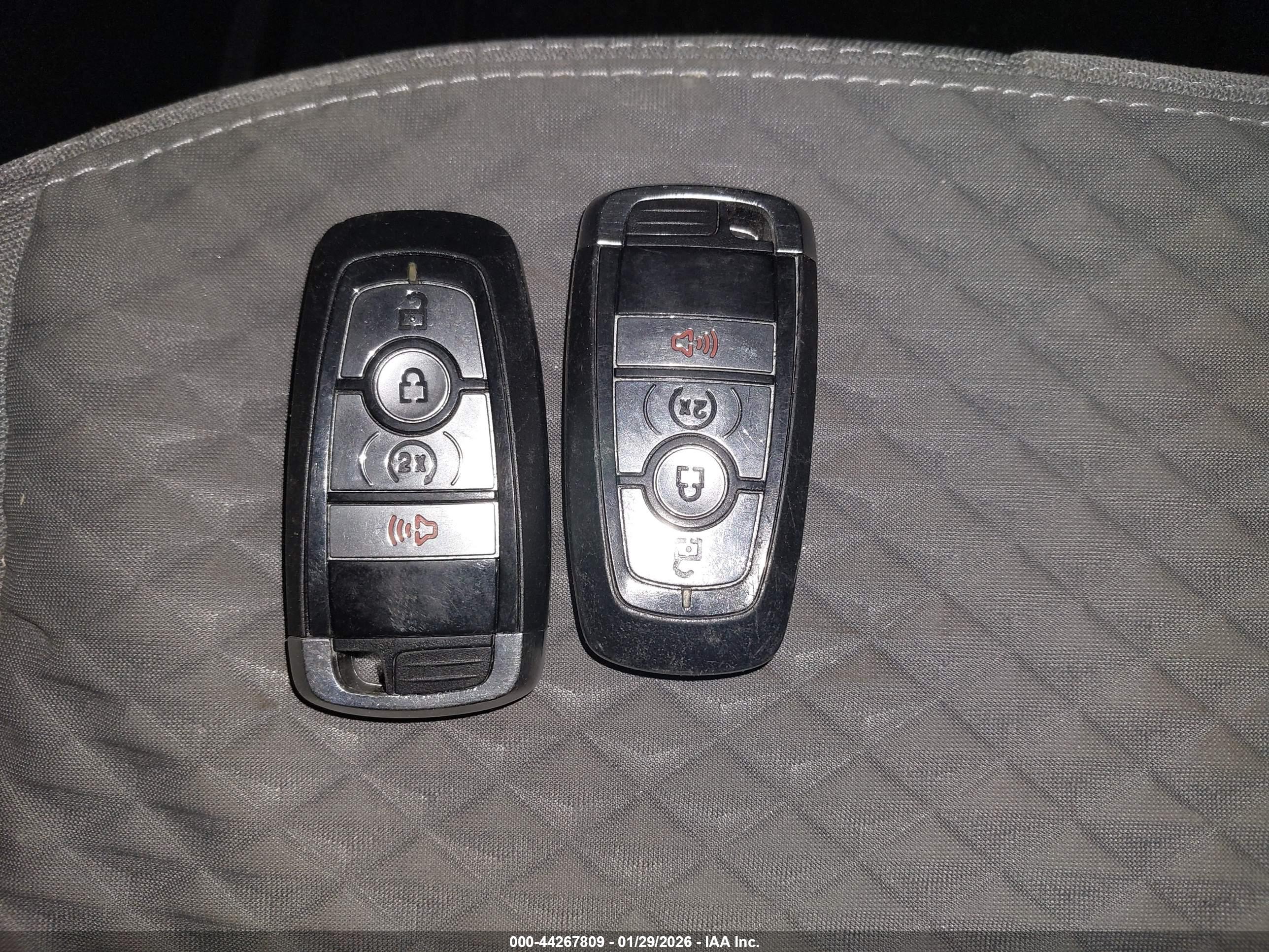 FORD ESCAPE image 11