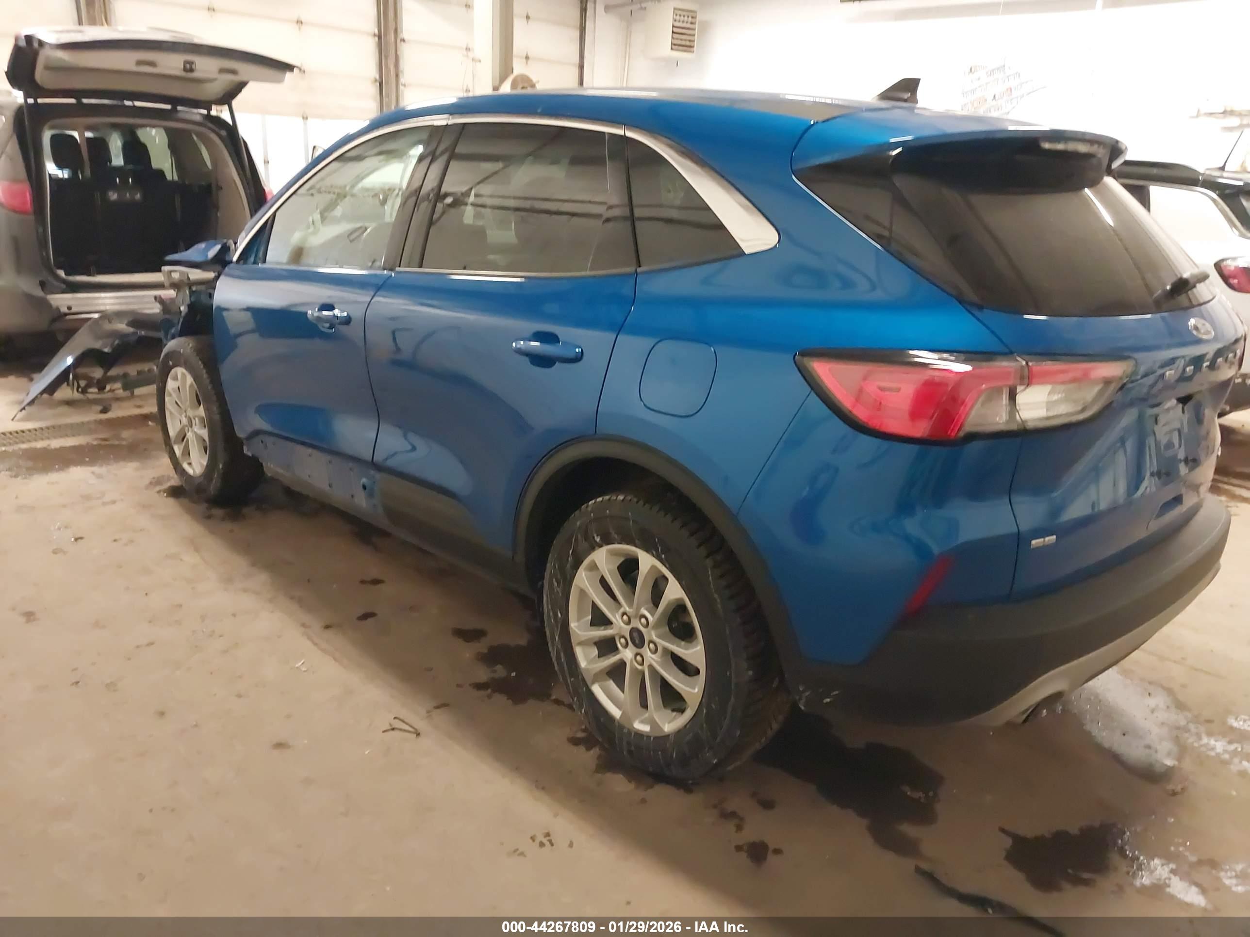 FORD ESCAPE image 3