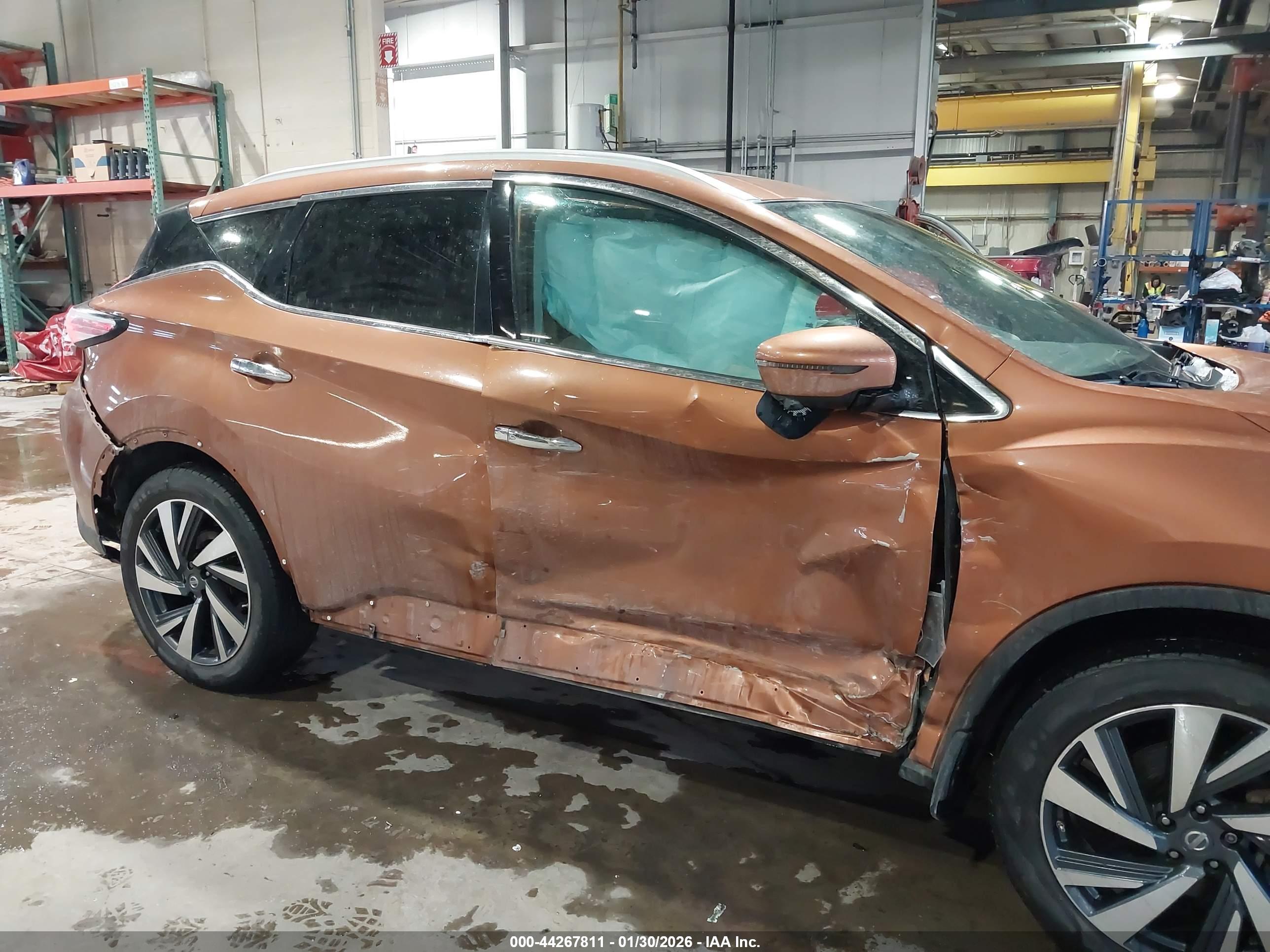 NISSAN MURANO image 6