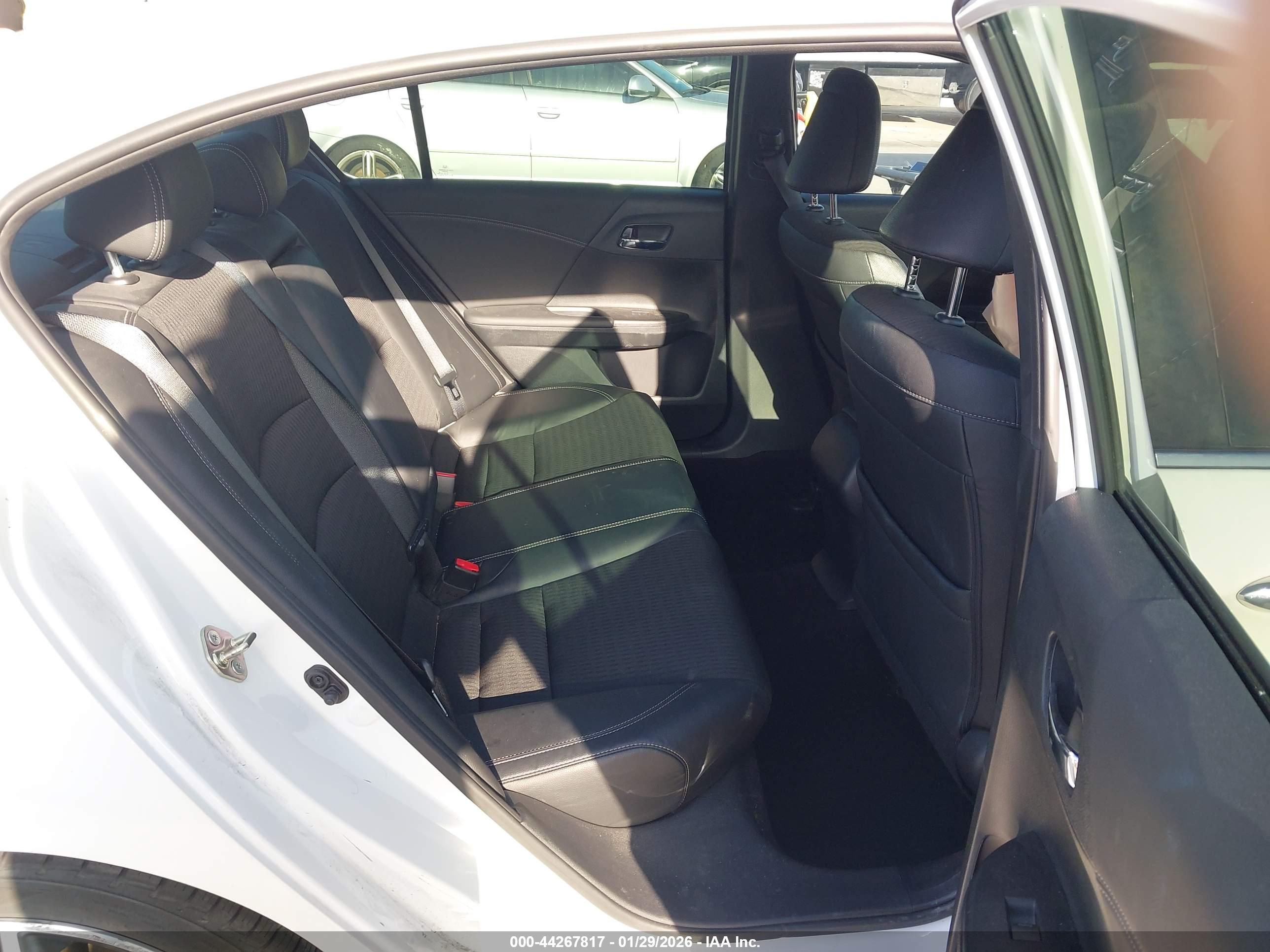 HONDA ACCORD image 8