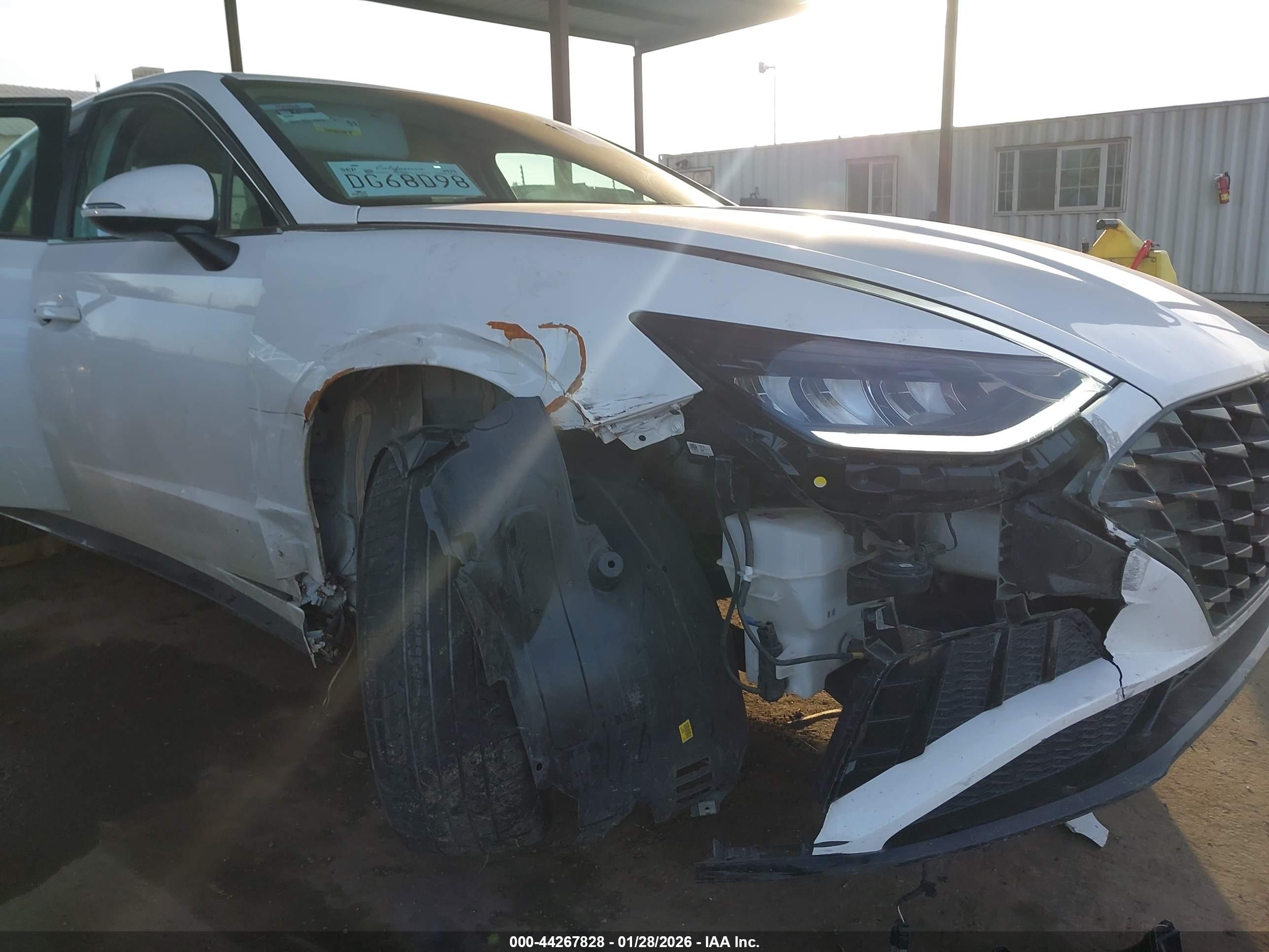 HYUNDAI SONATA image 6