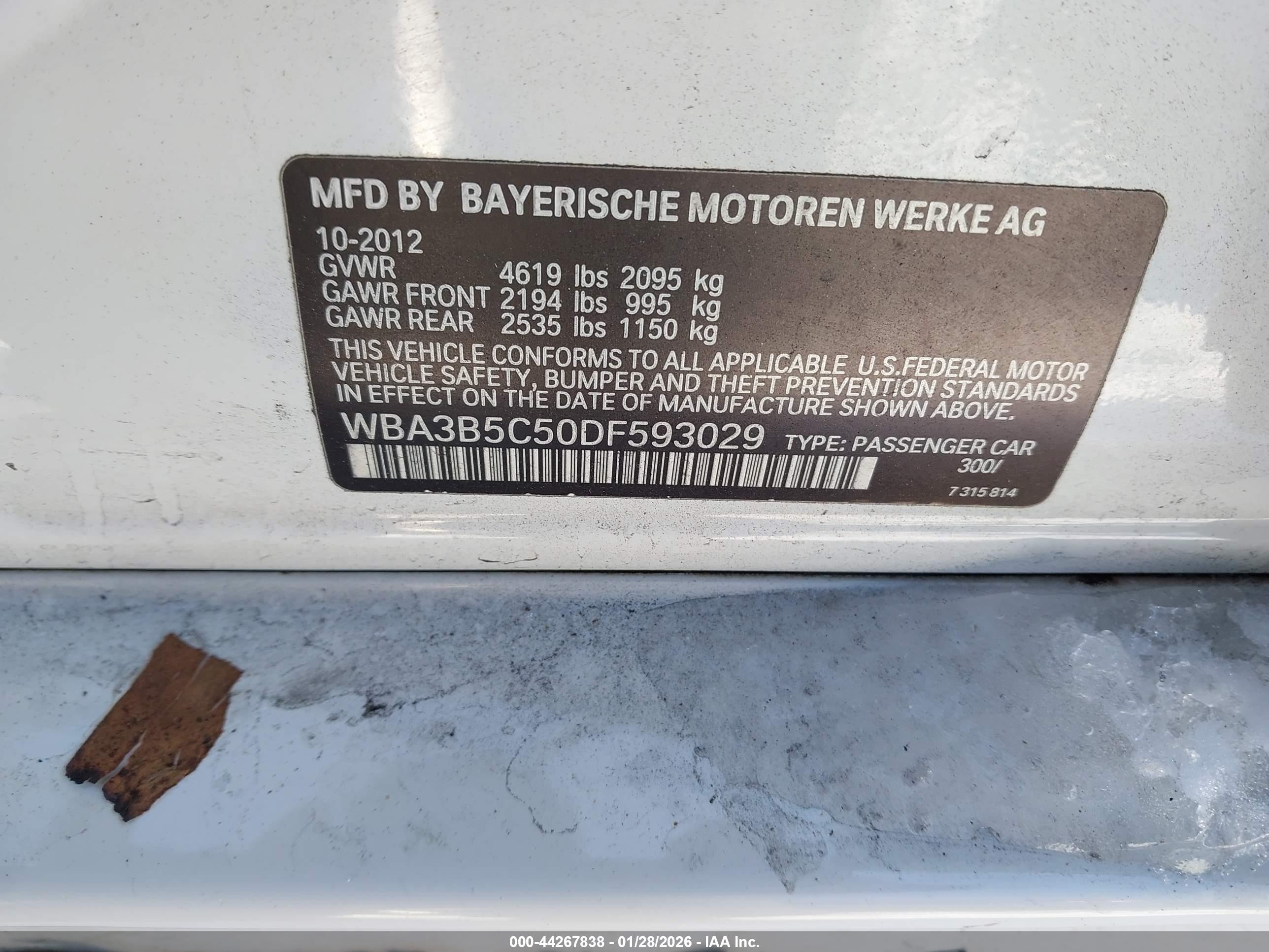 BMW 328I image 9