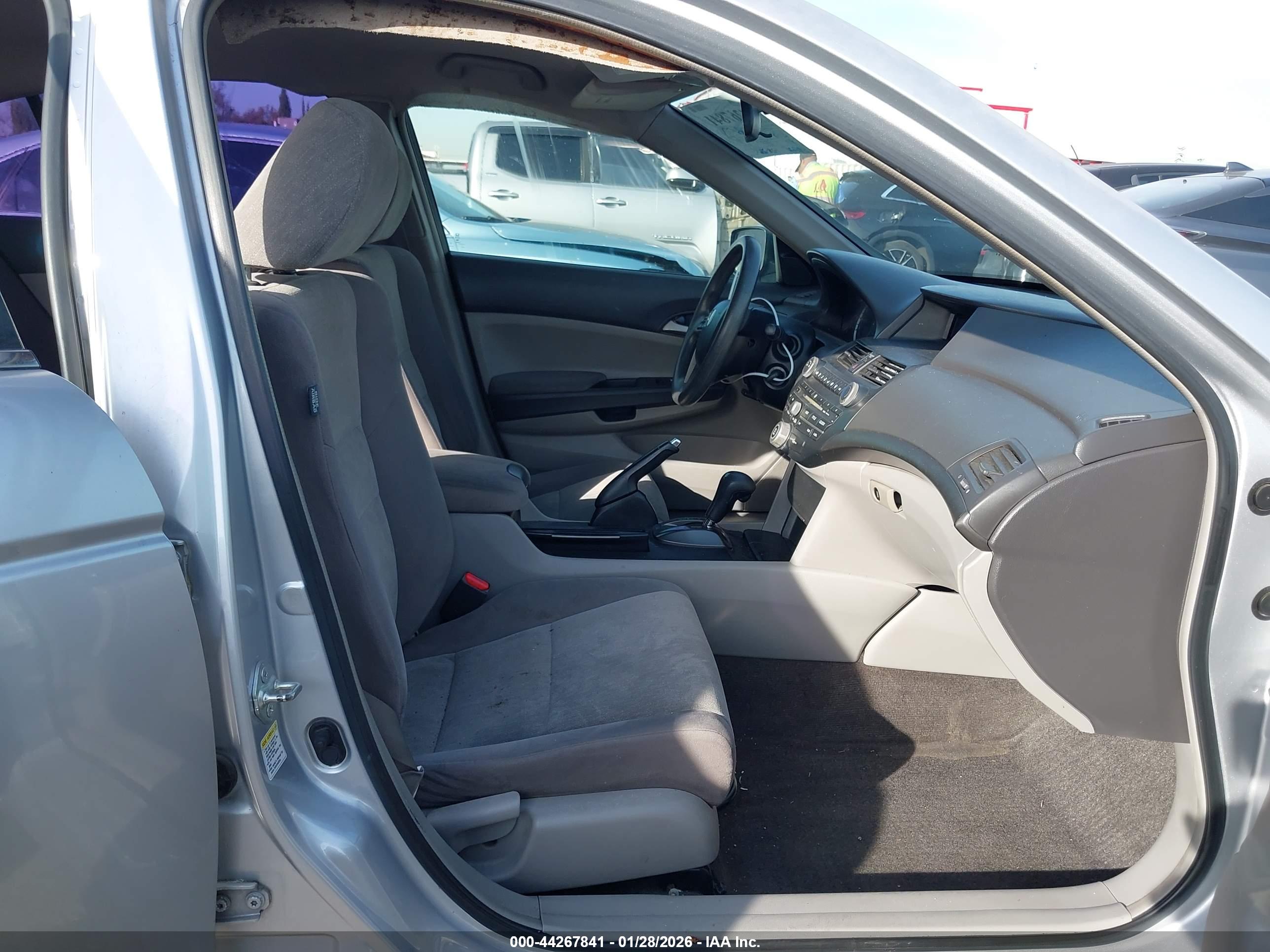 HONDA ACCORD image 5